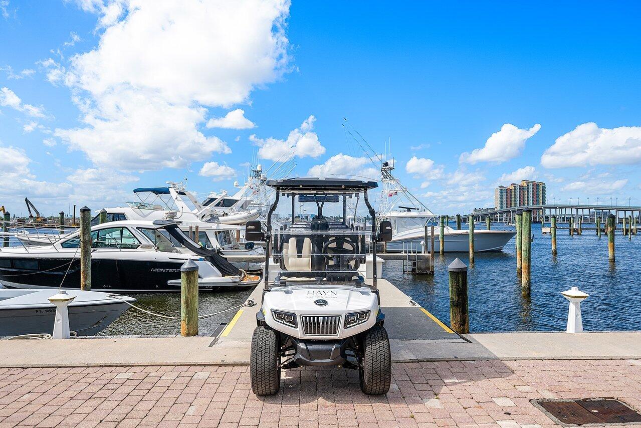 182 Lake #5202, Palm Beach Shores FL 33404