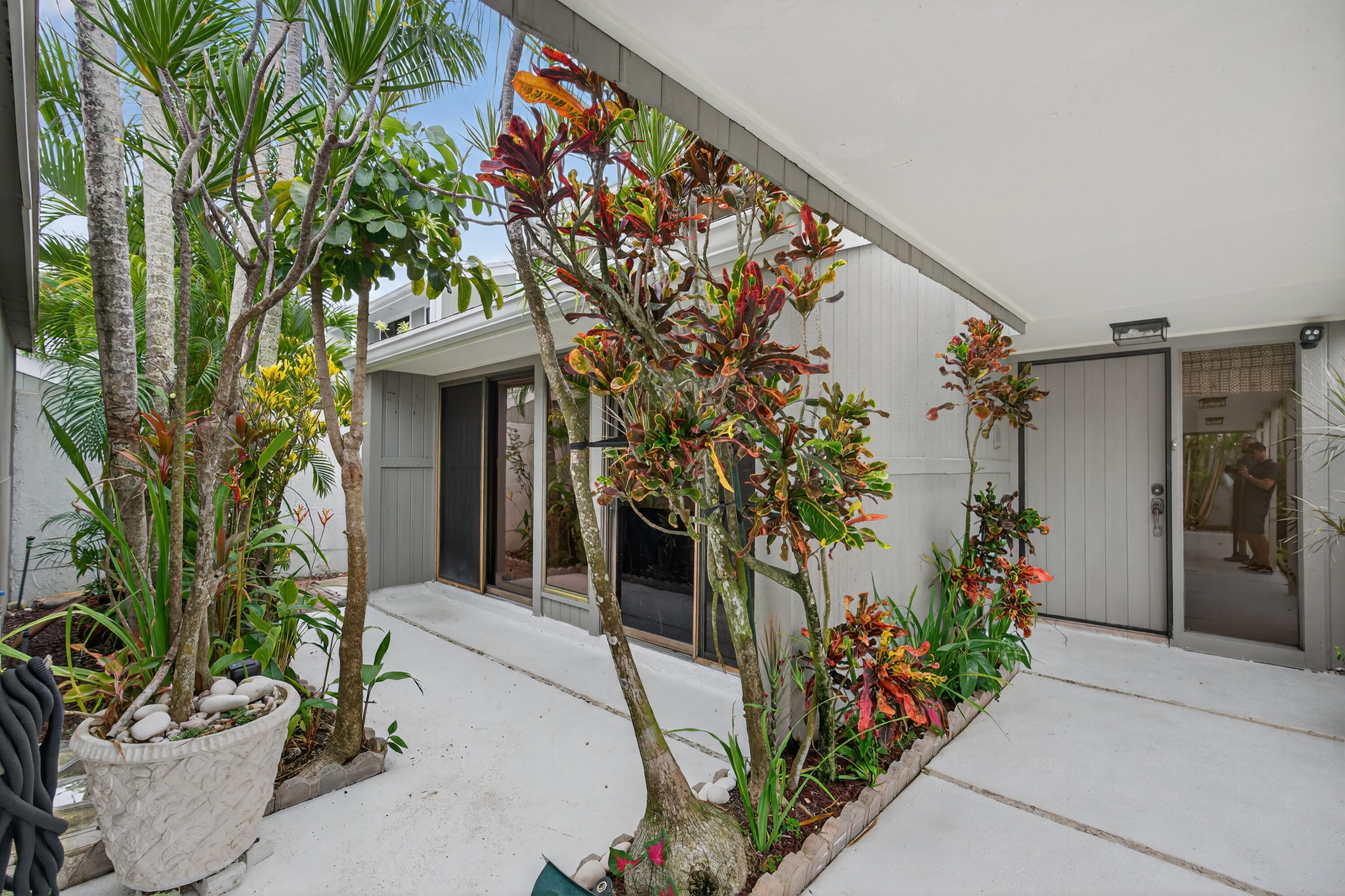 17145 Bay, Jupiter FL 33477