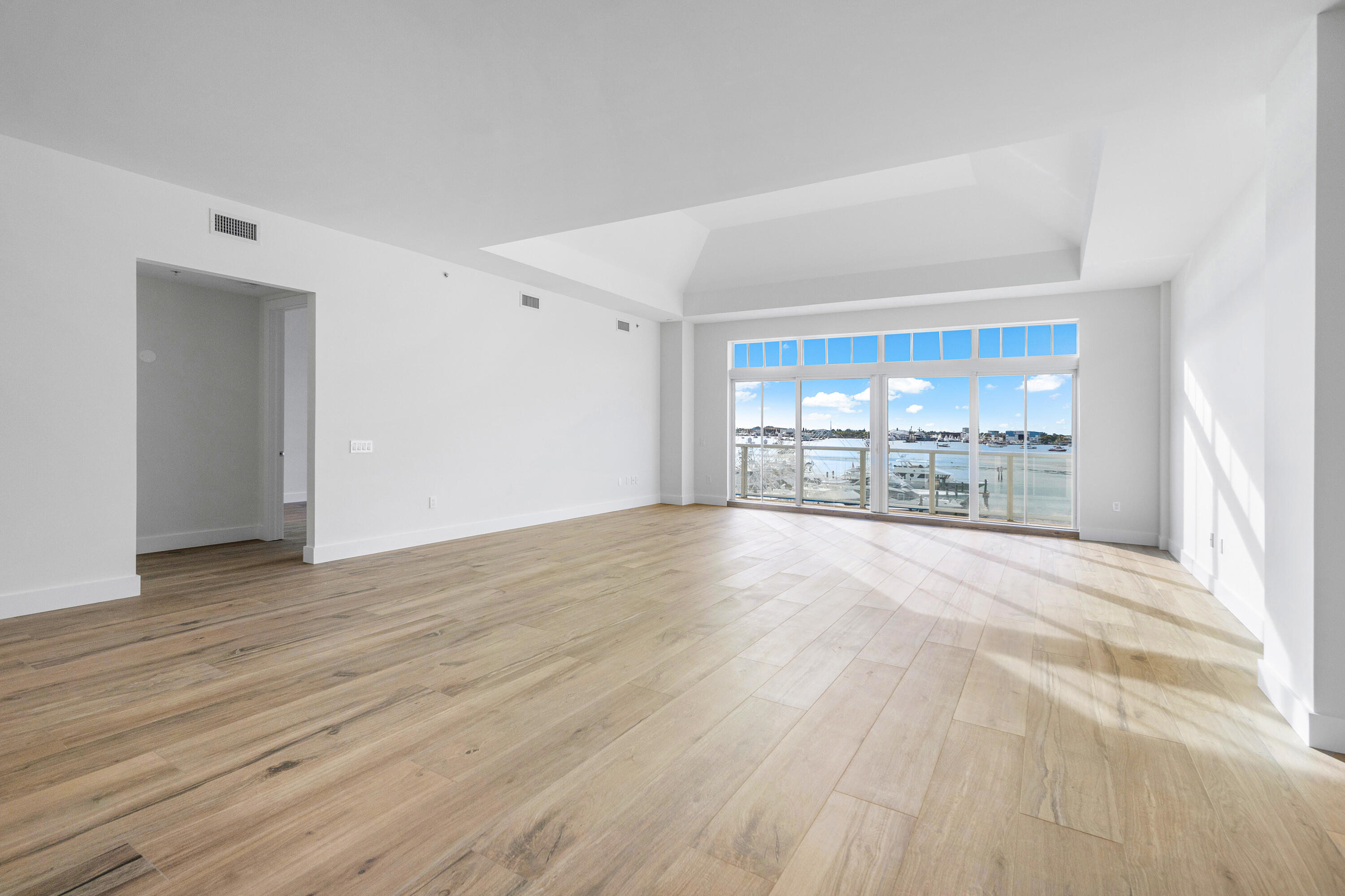 180 Lake #2-302, Palm Beach Shores FL 33404