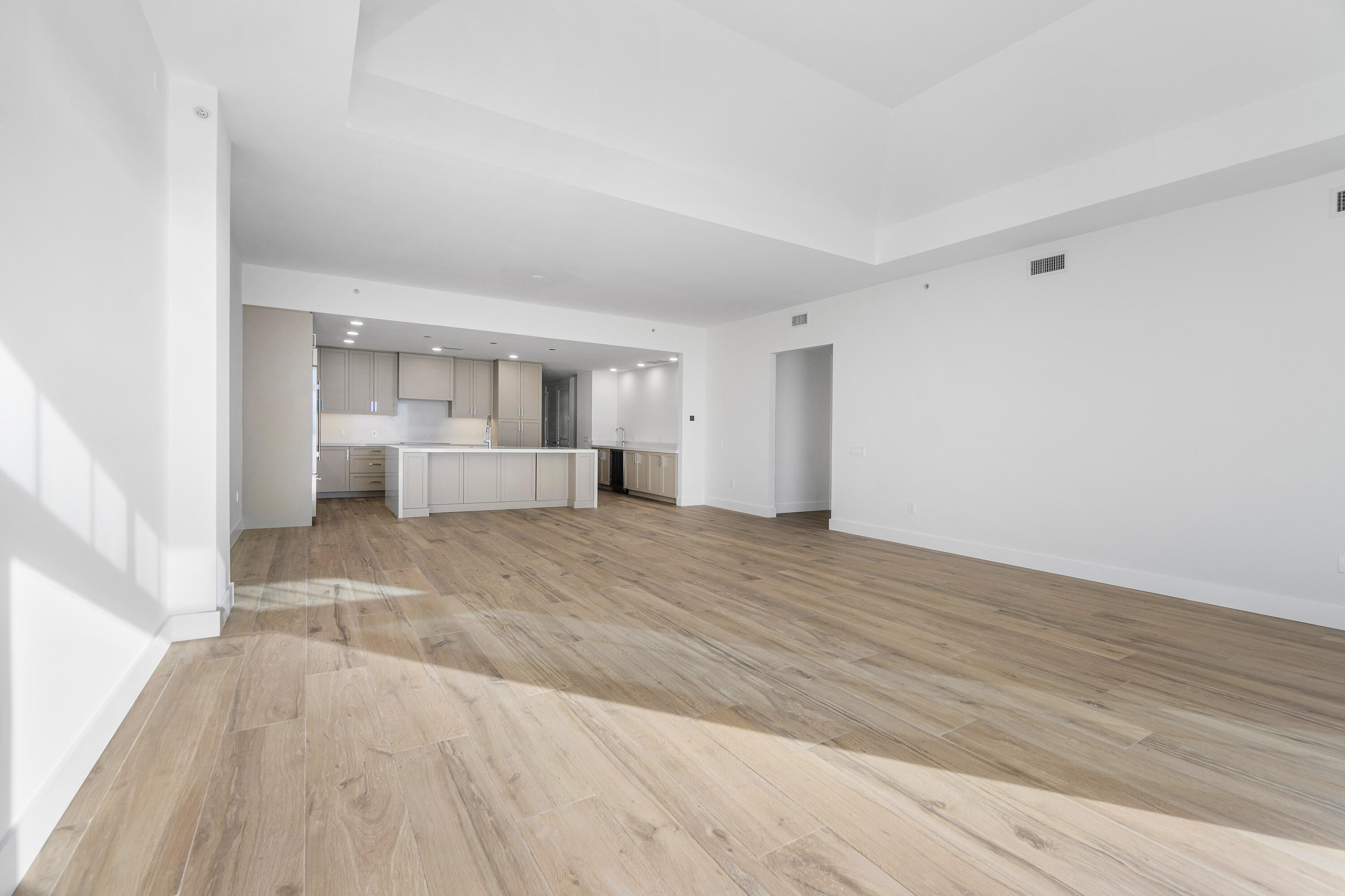 180 Lake #2-302, Palm Beach Shores FL 33404