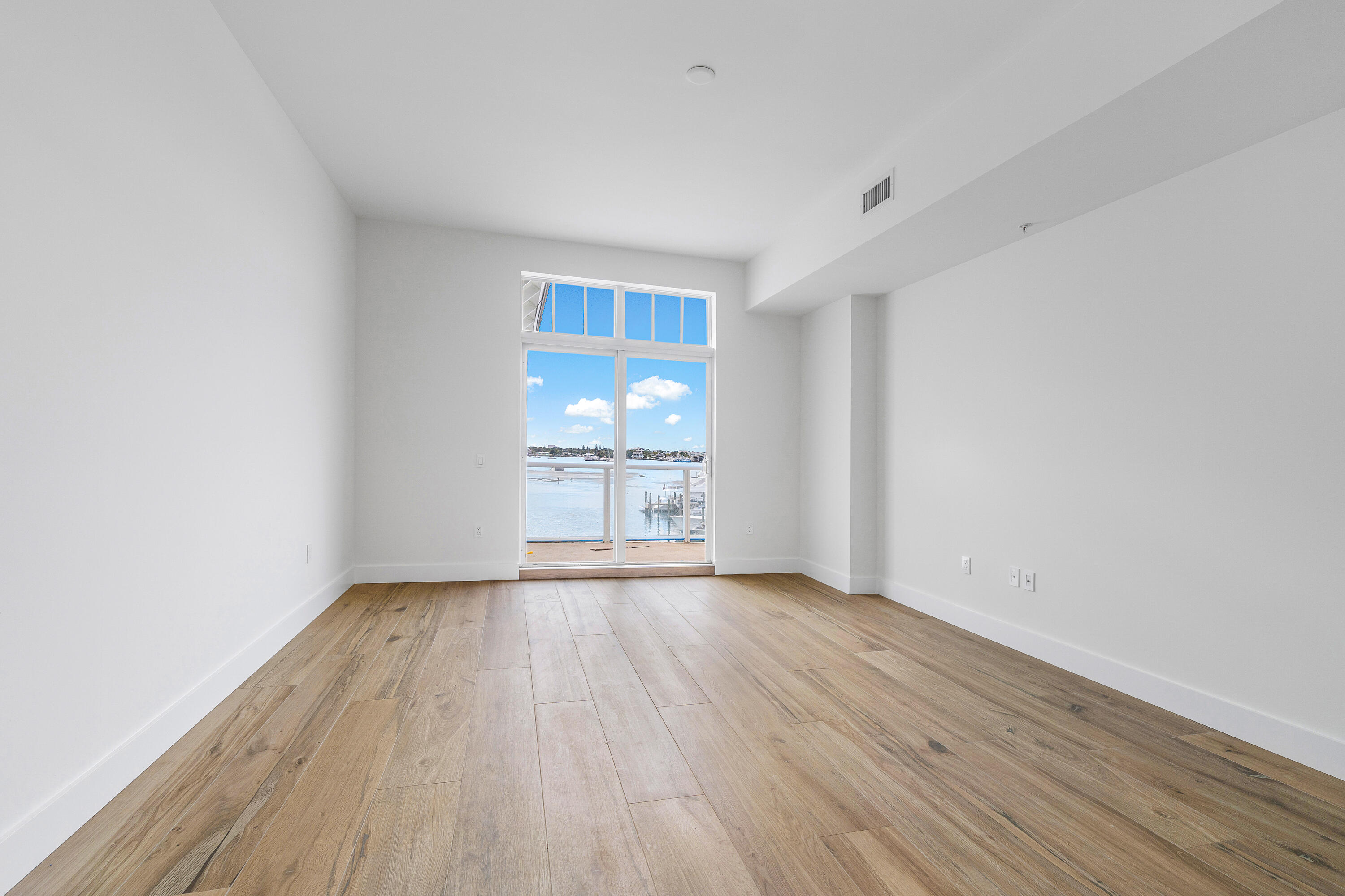 180 Lake #2-302, Palm Beach Shores FL 33404