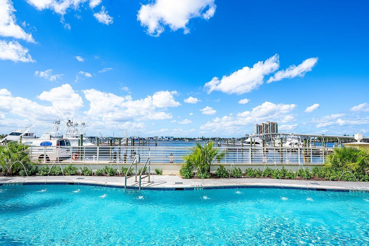 180 Lake #2-302, Palm Beach Shores FL 33404