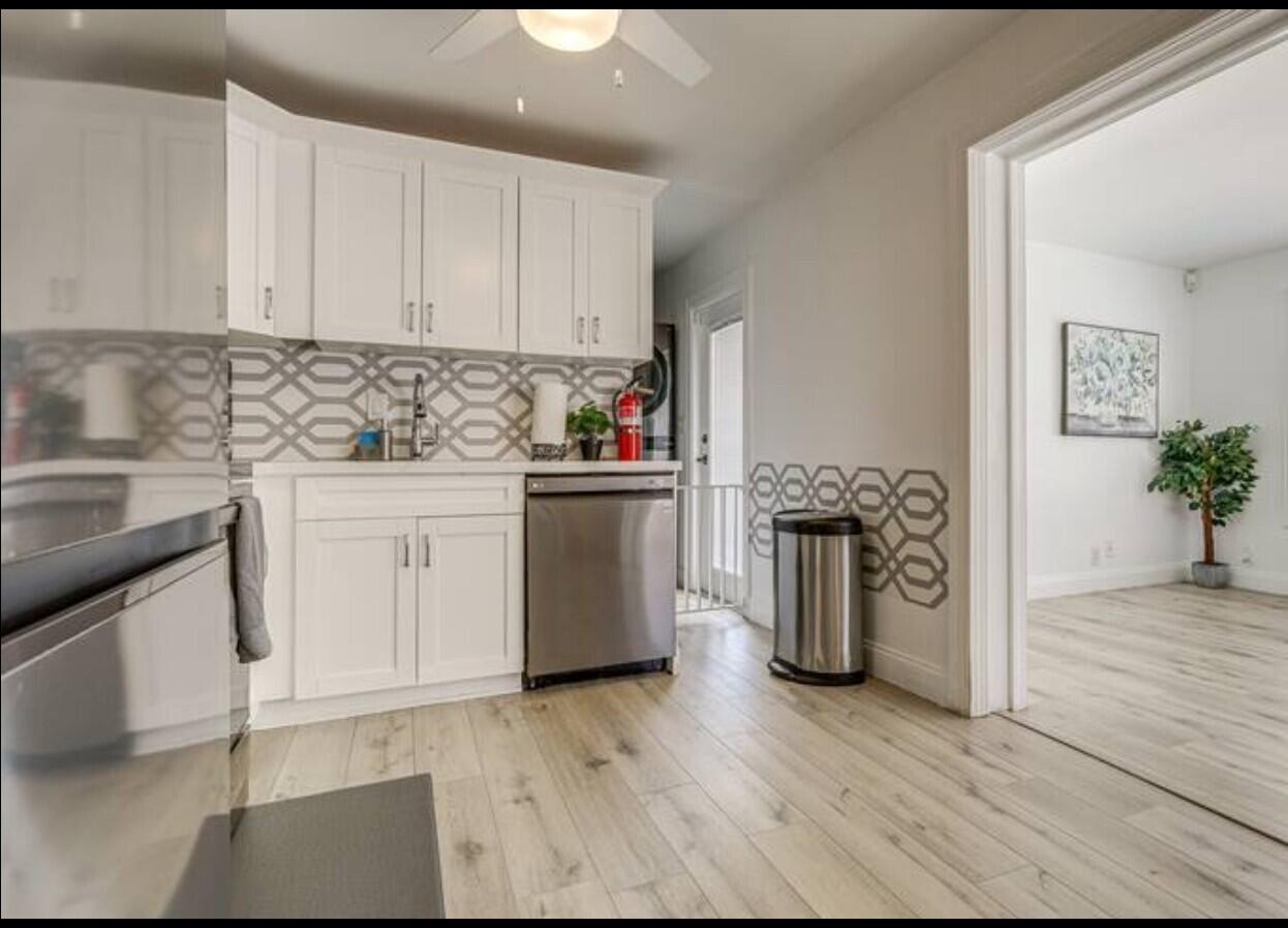 4295 Crestdale, Palm Beach Gardens FL 33410