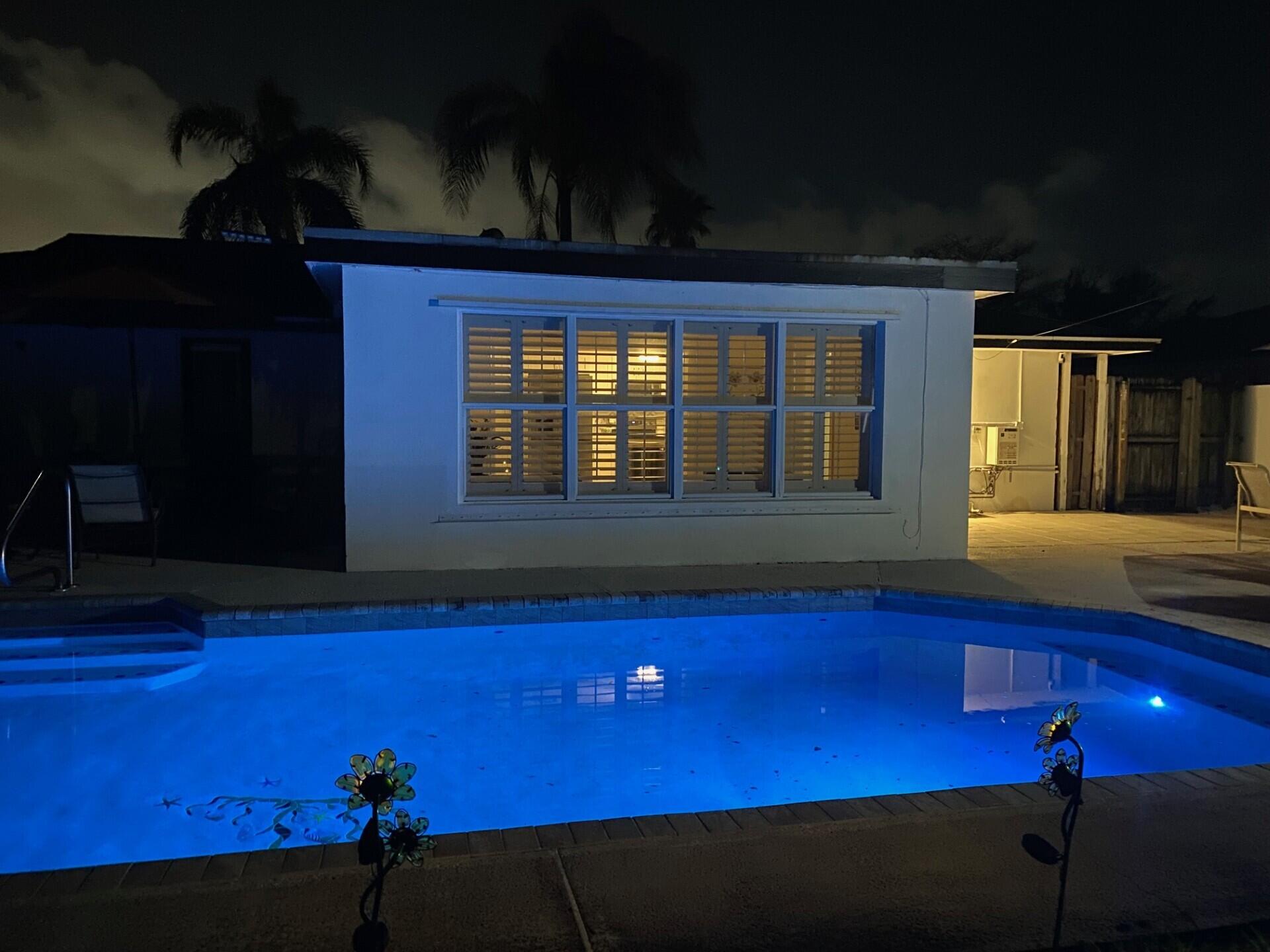 4295 Crestdale, Palm Beach Gardens FL 33410