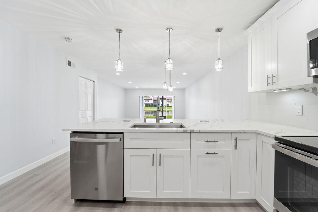 21839 Arriba Real #10g, Boca Raton FL 33433