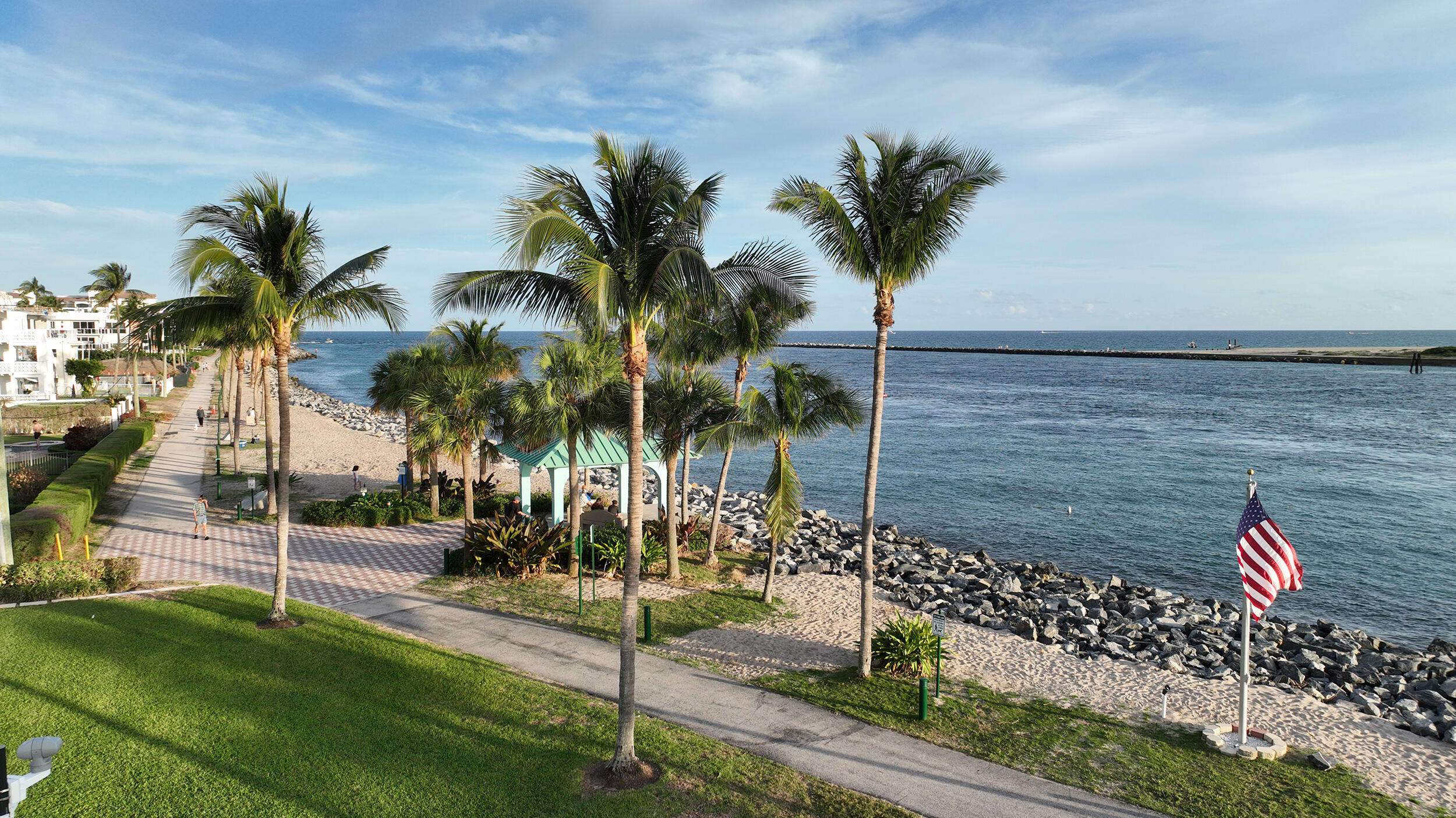 180 Lake #2103, Palm Beach Shores FL 33404