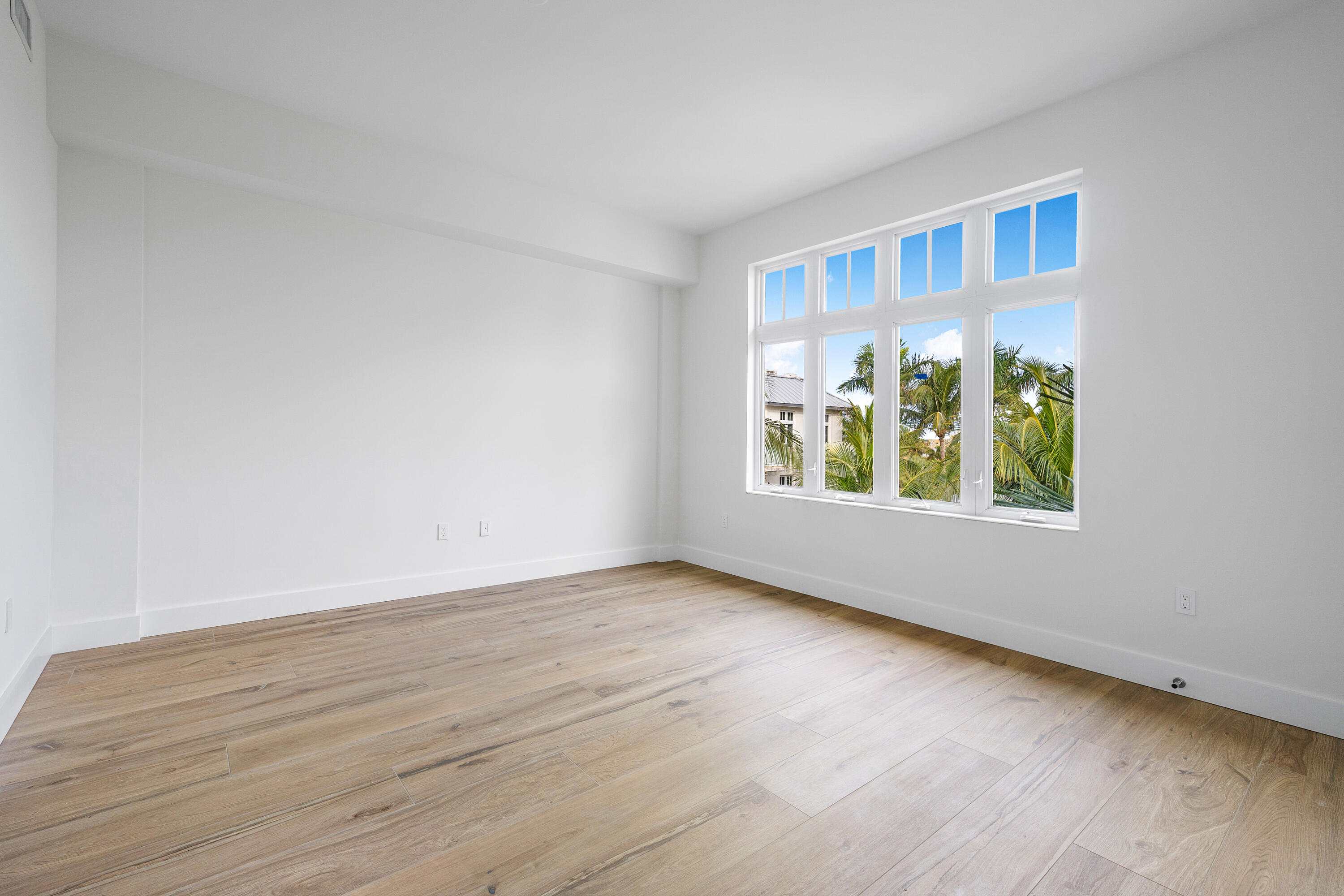 180 Lake #2103, Palm Beach Shores FL 33404