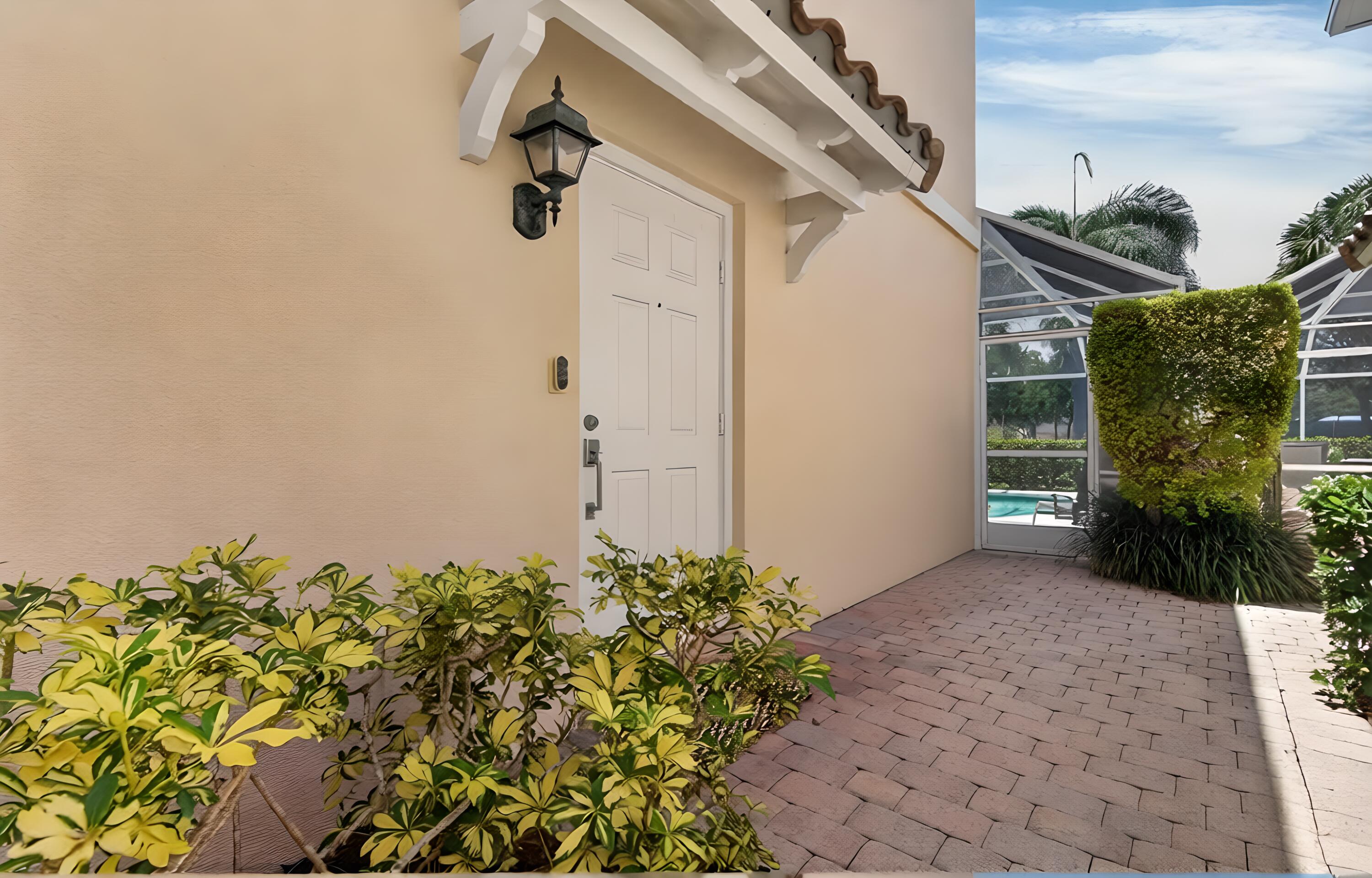 423 Capistrano, Palm Beach Gardens FL 33410