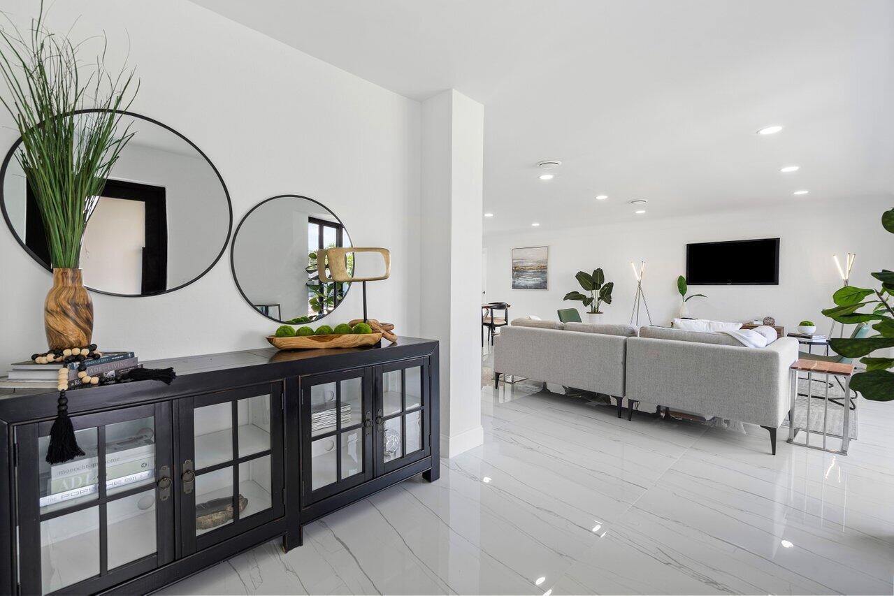 1200 SW 8th, Boca Raton FL 33486