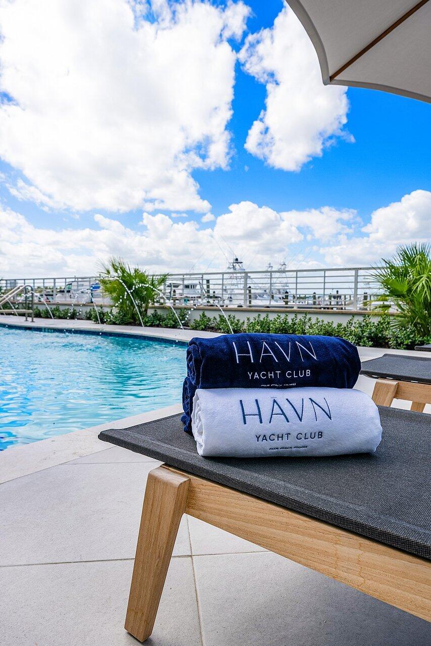 182 Lake #5-101, Palm Beach Shores FL 33404