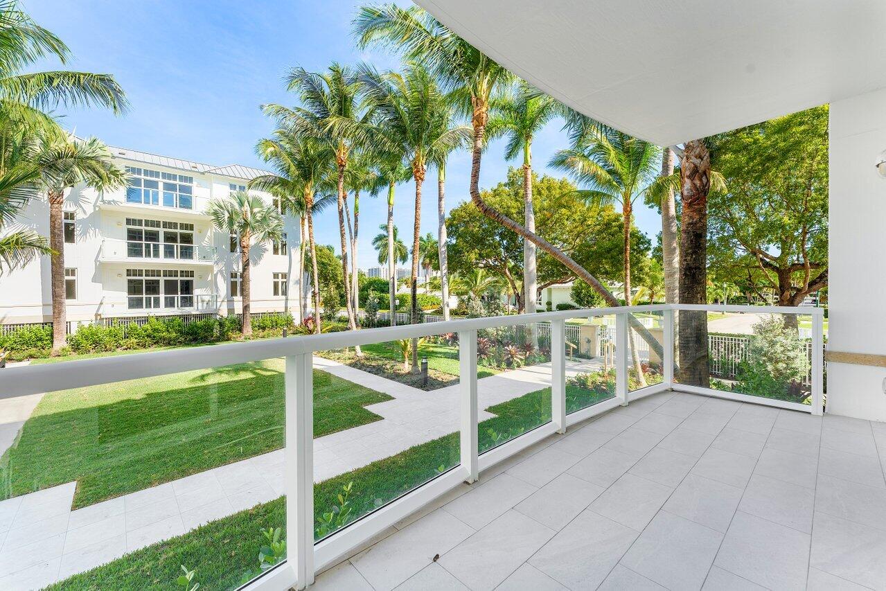182 Lake #5-101, Palm Beach Shores FL 33404