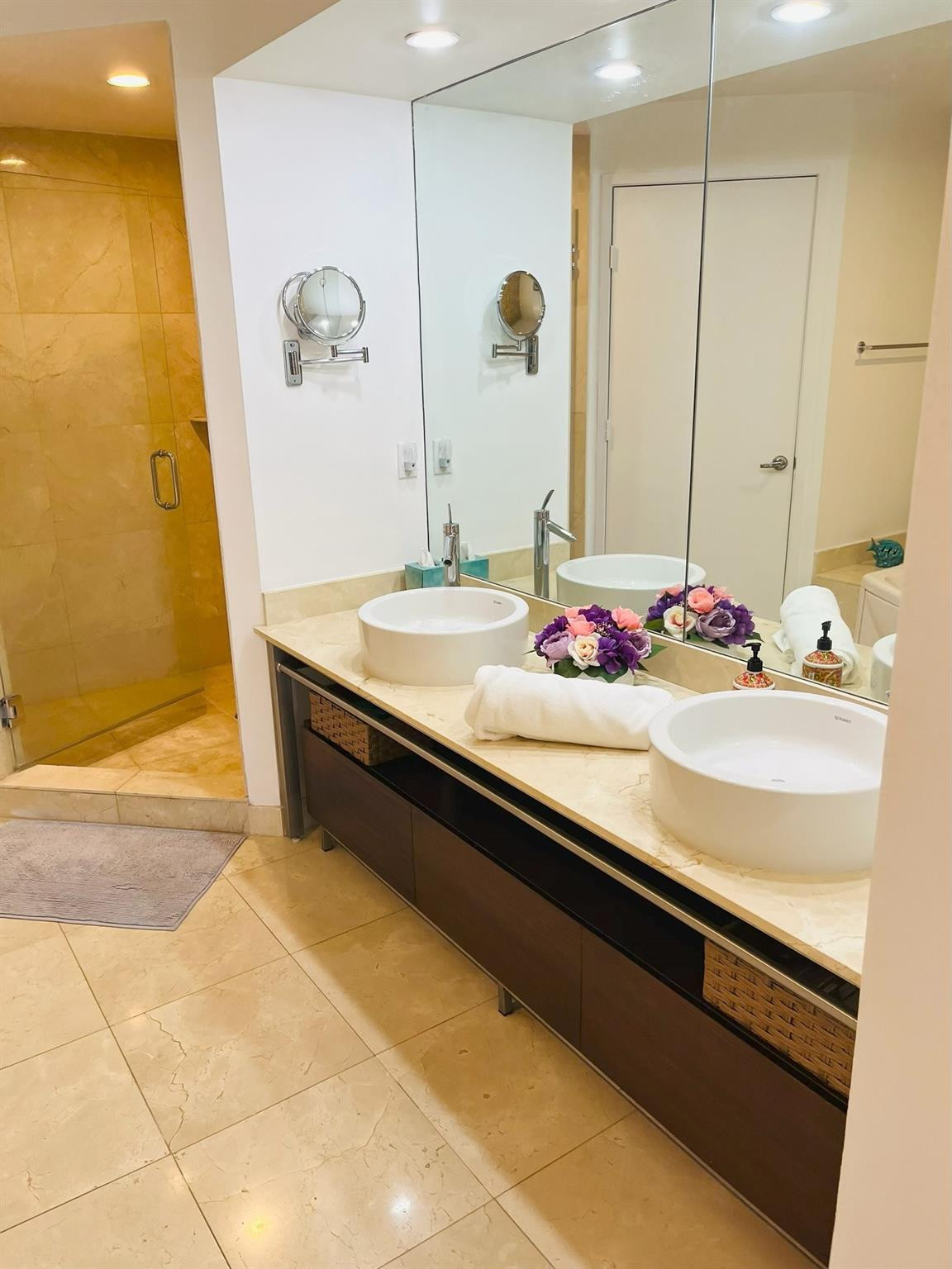 16275 Collins, Sunny Isles Beach FL 33160