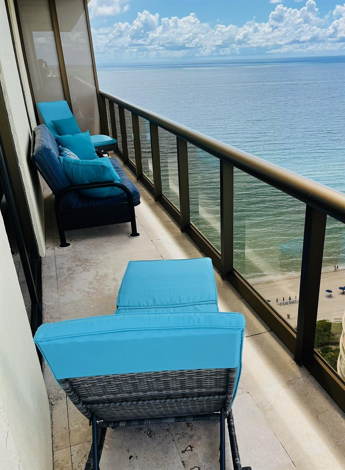 16275 Collins, Sunny Isles Beach FL 33160
