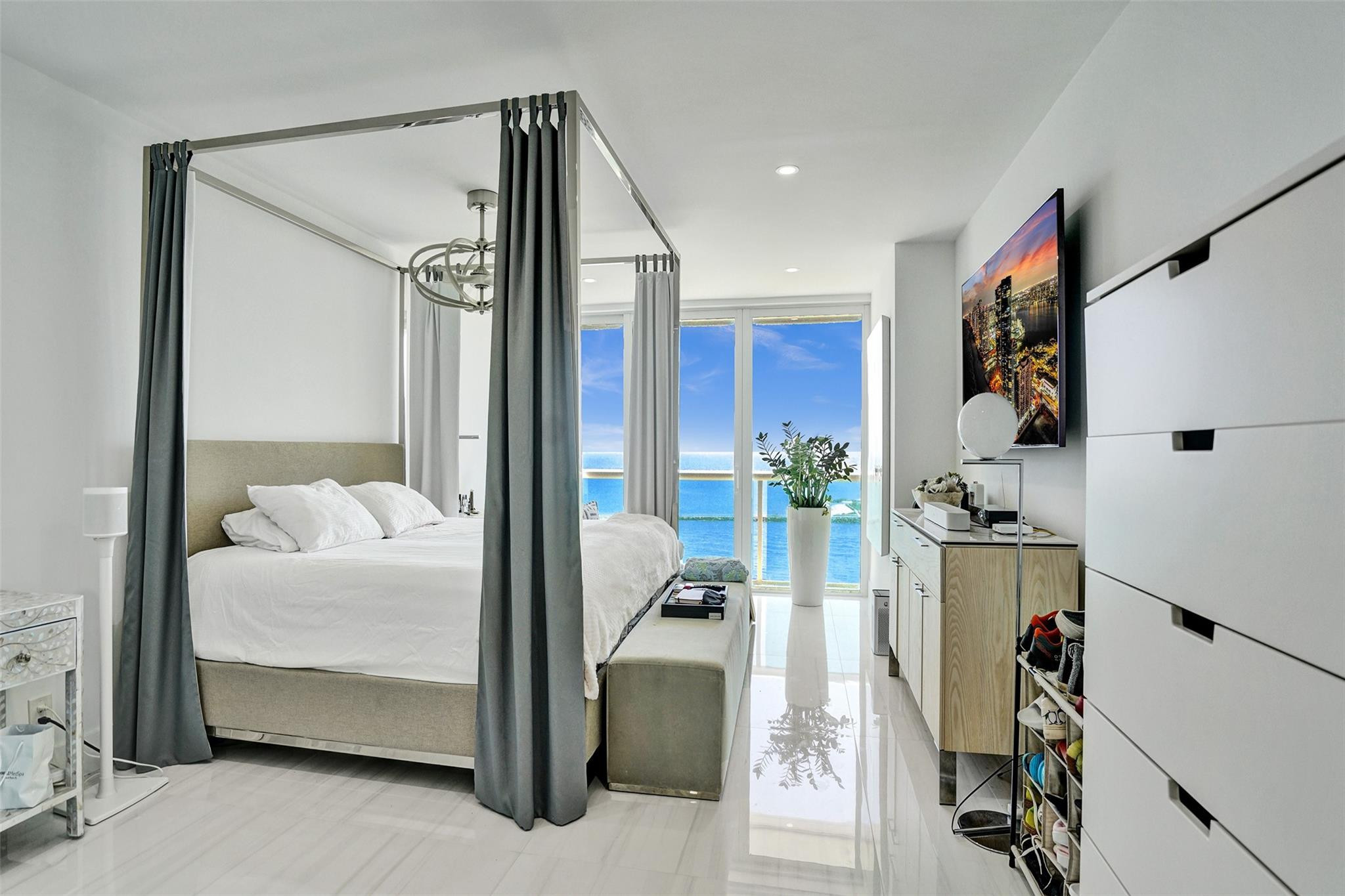 2100 S Ocean #1202, Fort Lauderdale FL 33316