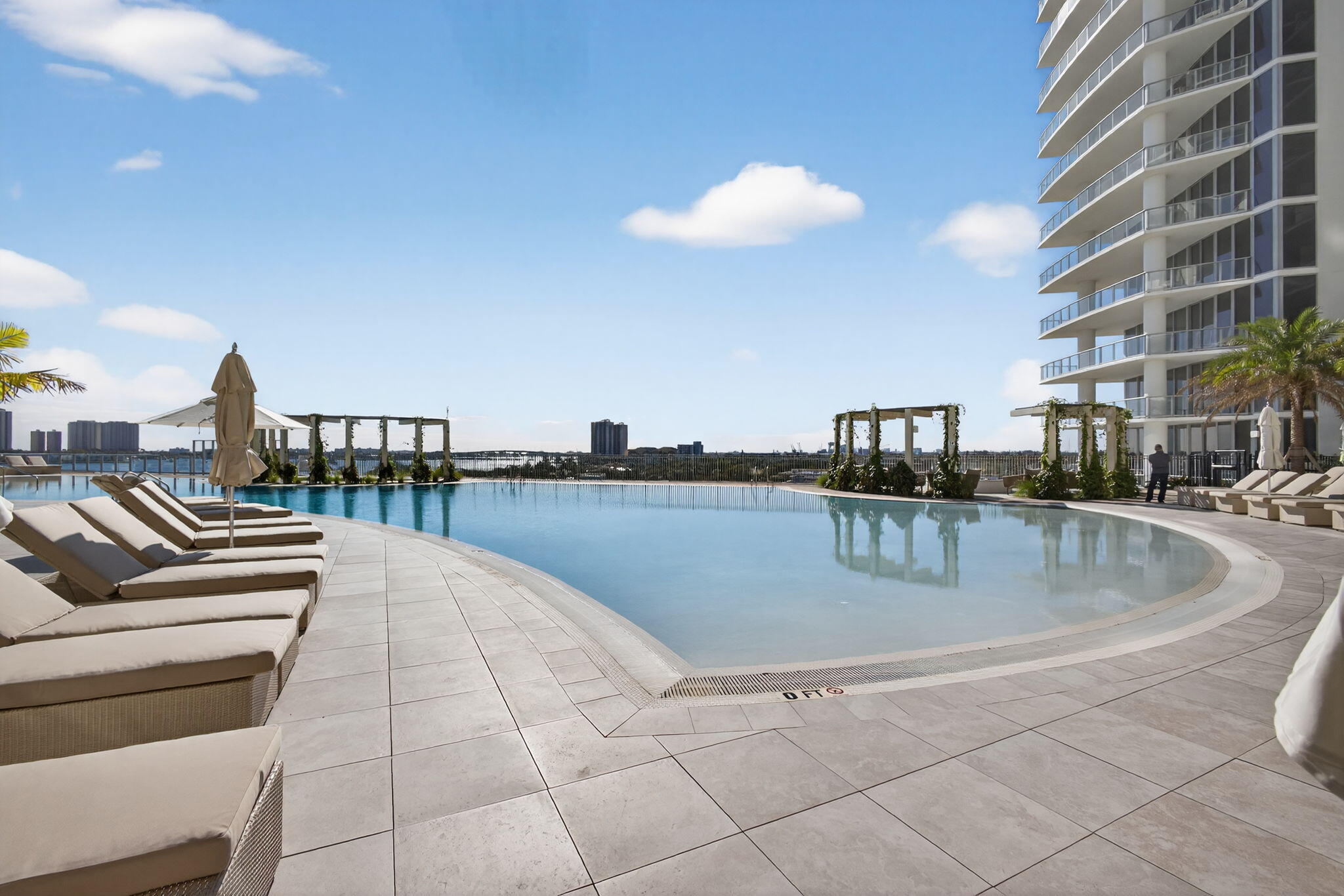 220 Lake Shore #1906, Lake Park FL 33403