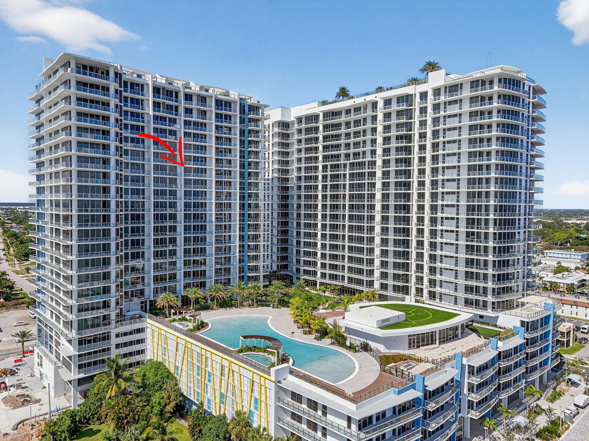 220 Lake Shore #1906, Lake Park FL 33403