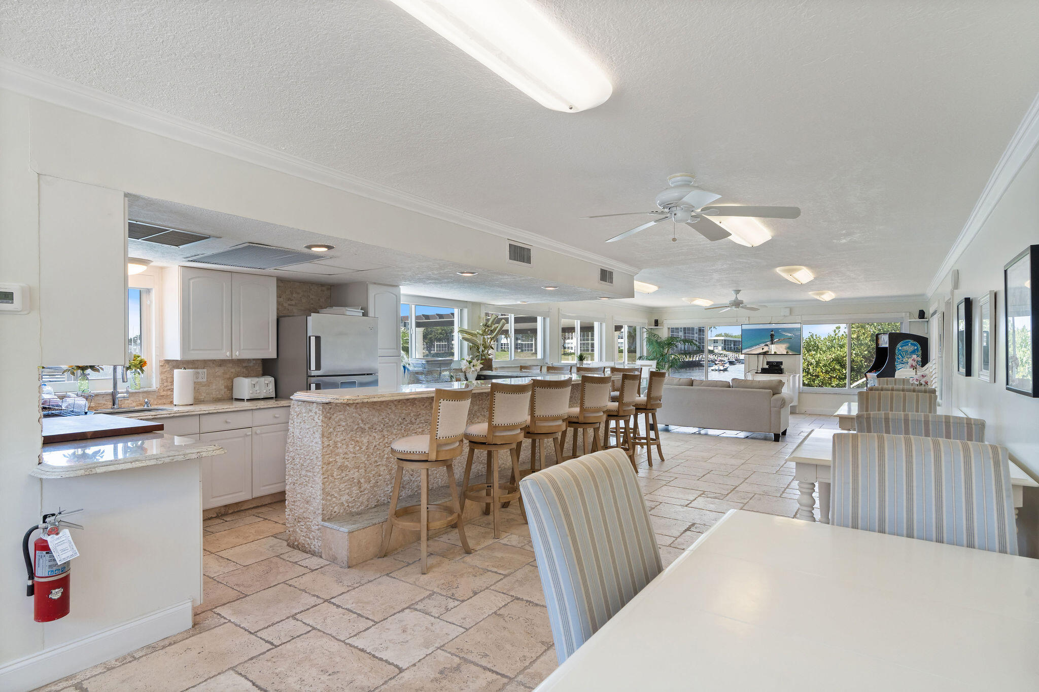 1160 Hillsboro Mile #904, Hillsboro Beach FL 33062