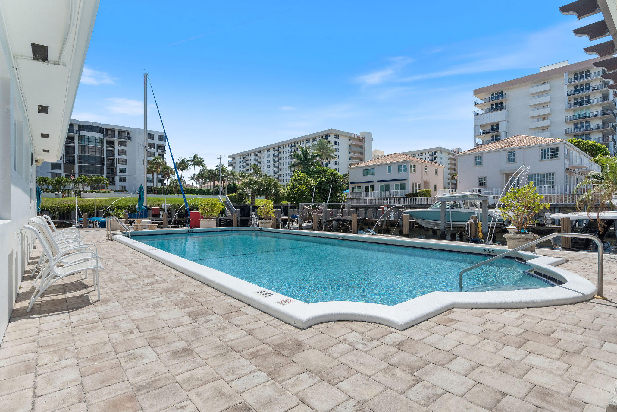 1160 Hillsboro Mile #904, Hillsboro Beach FL 33062