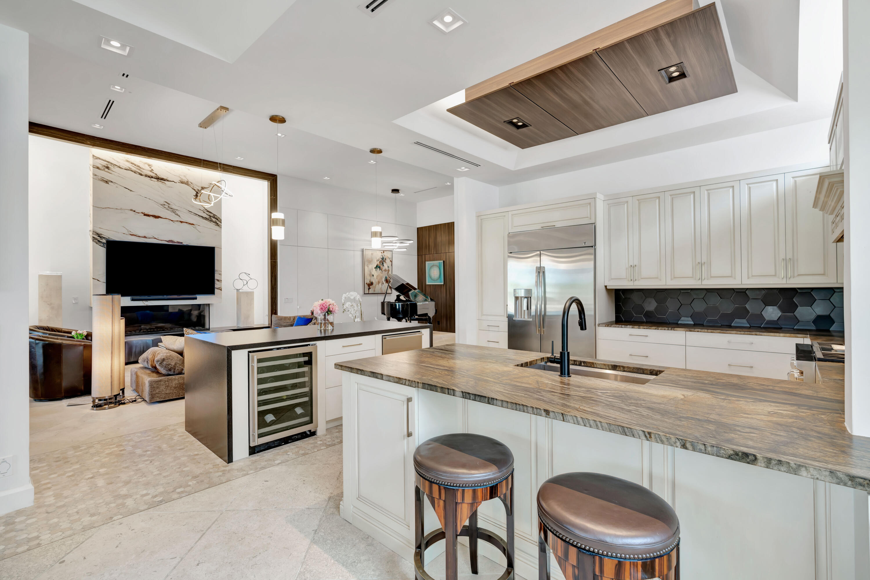 186 Golf Village, Jupiter FL 33458