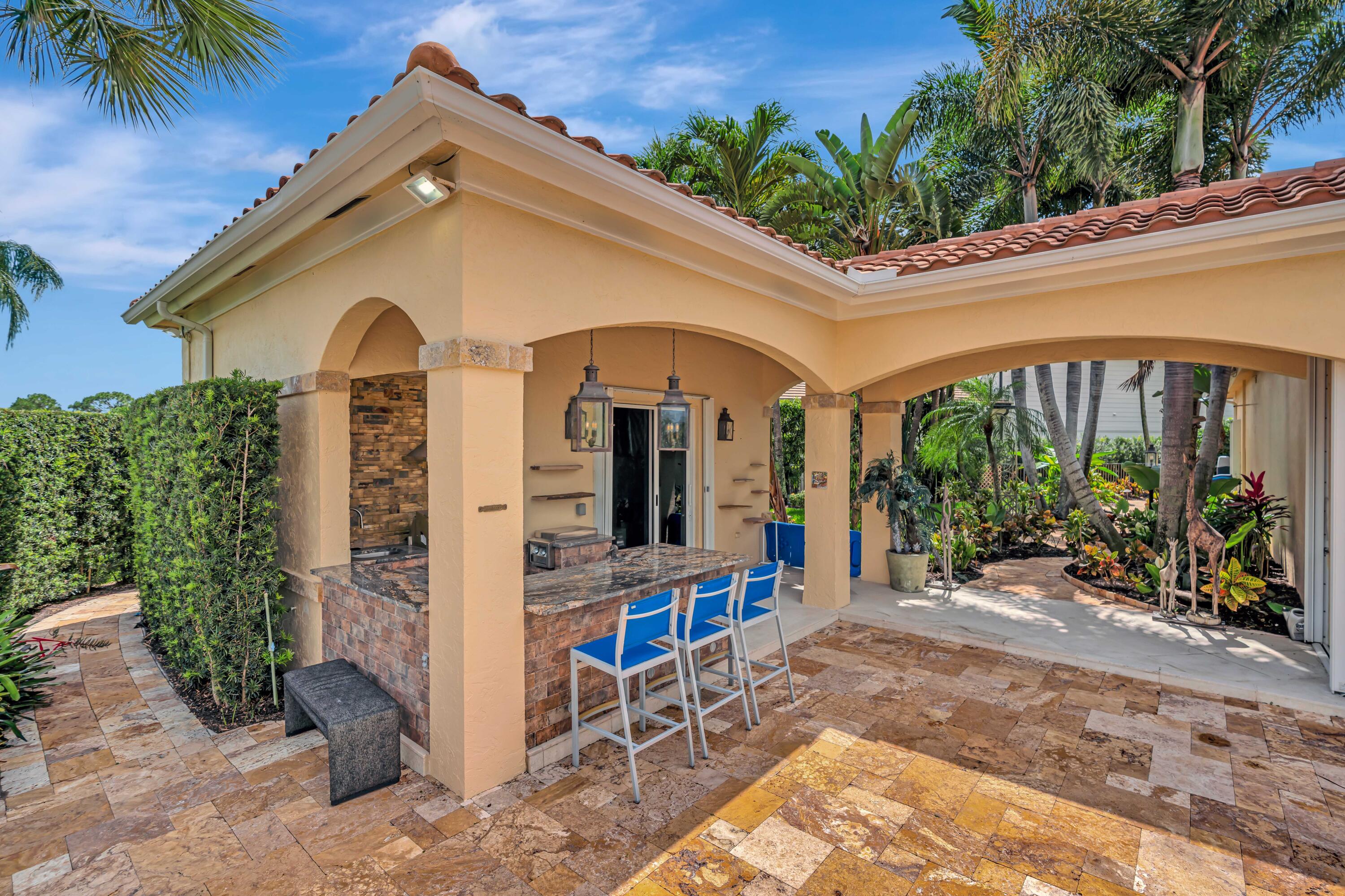 186 Golf Village, Jupiter FL 33458