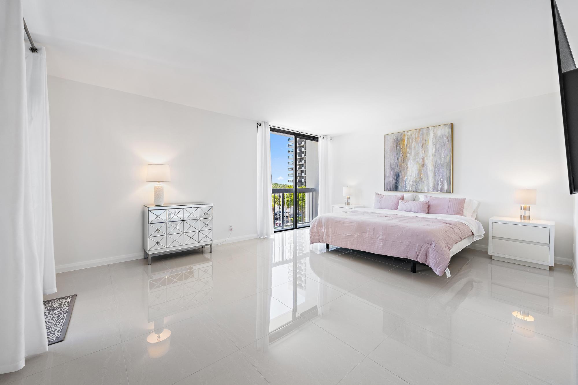 123 Lakeshore #445, North Palm Beach FL 33408