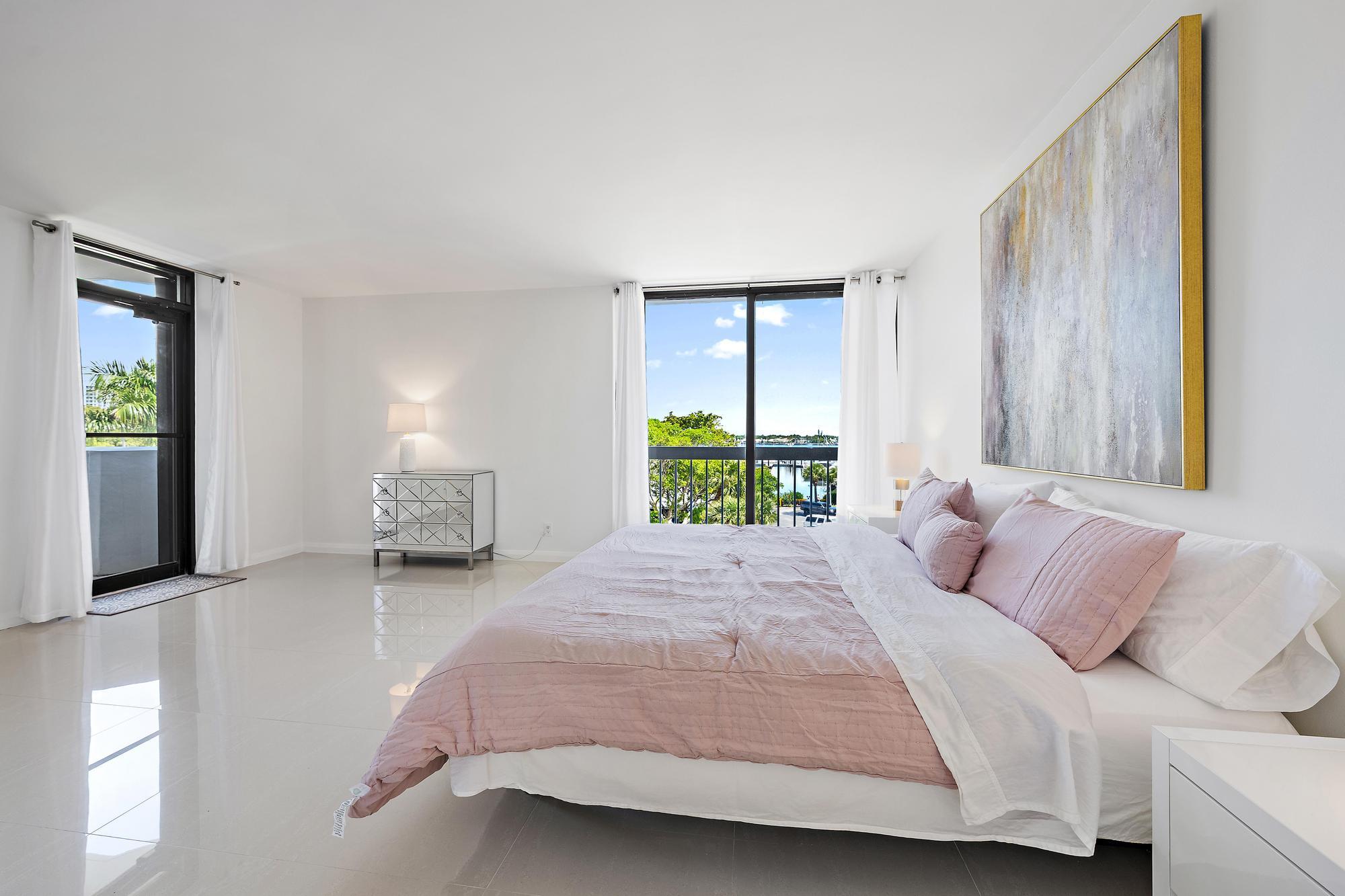 123 Lakeshore #445, North Palm Beach FL 33408