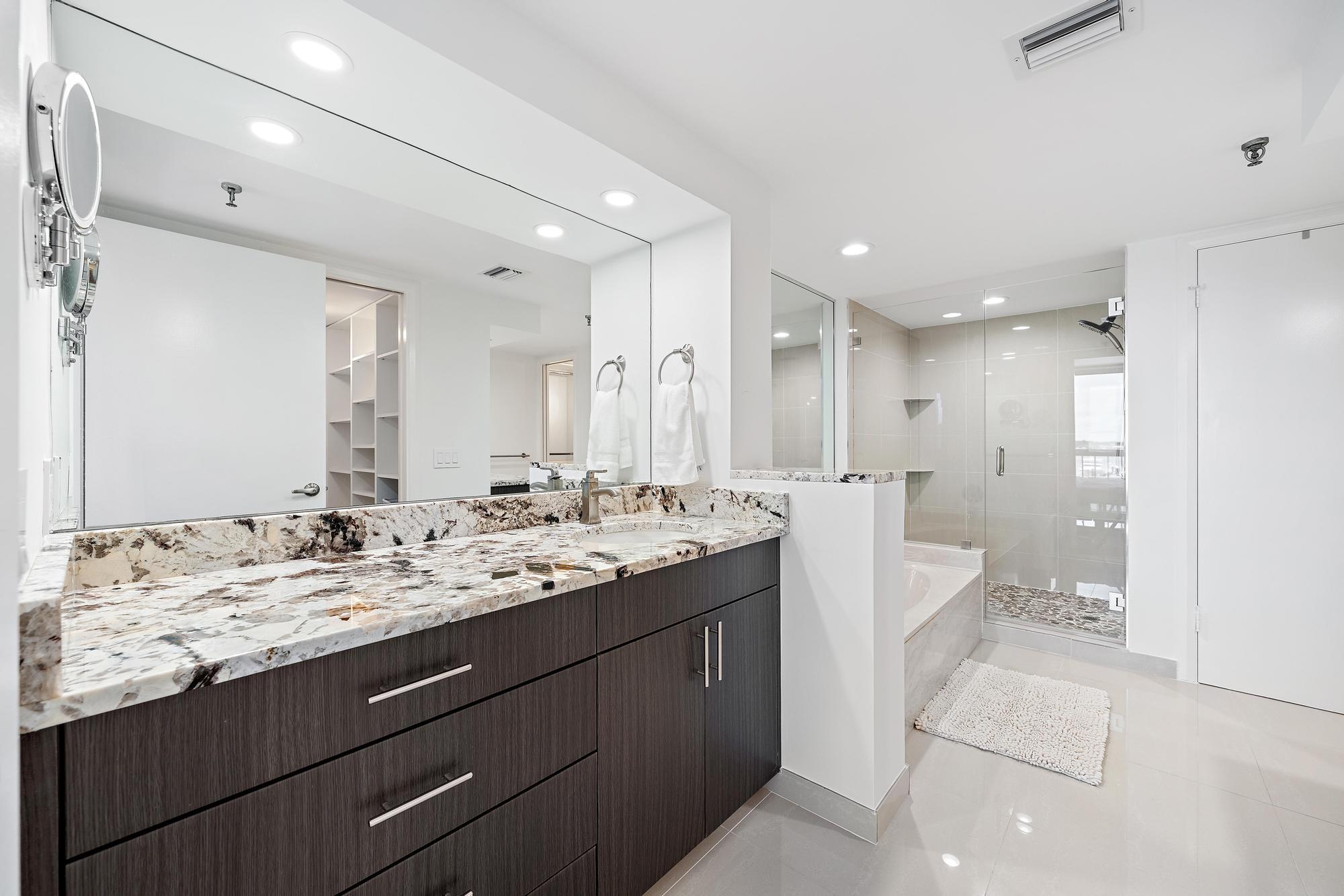 123 Lakeshore #445, North Palm Beach FL 33408