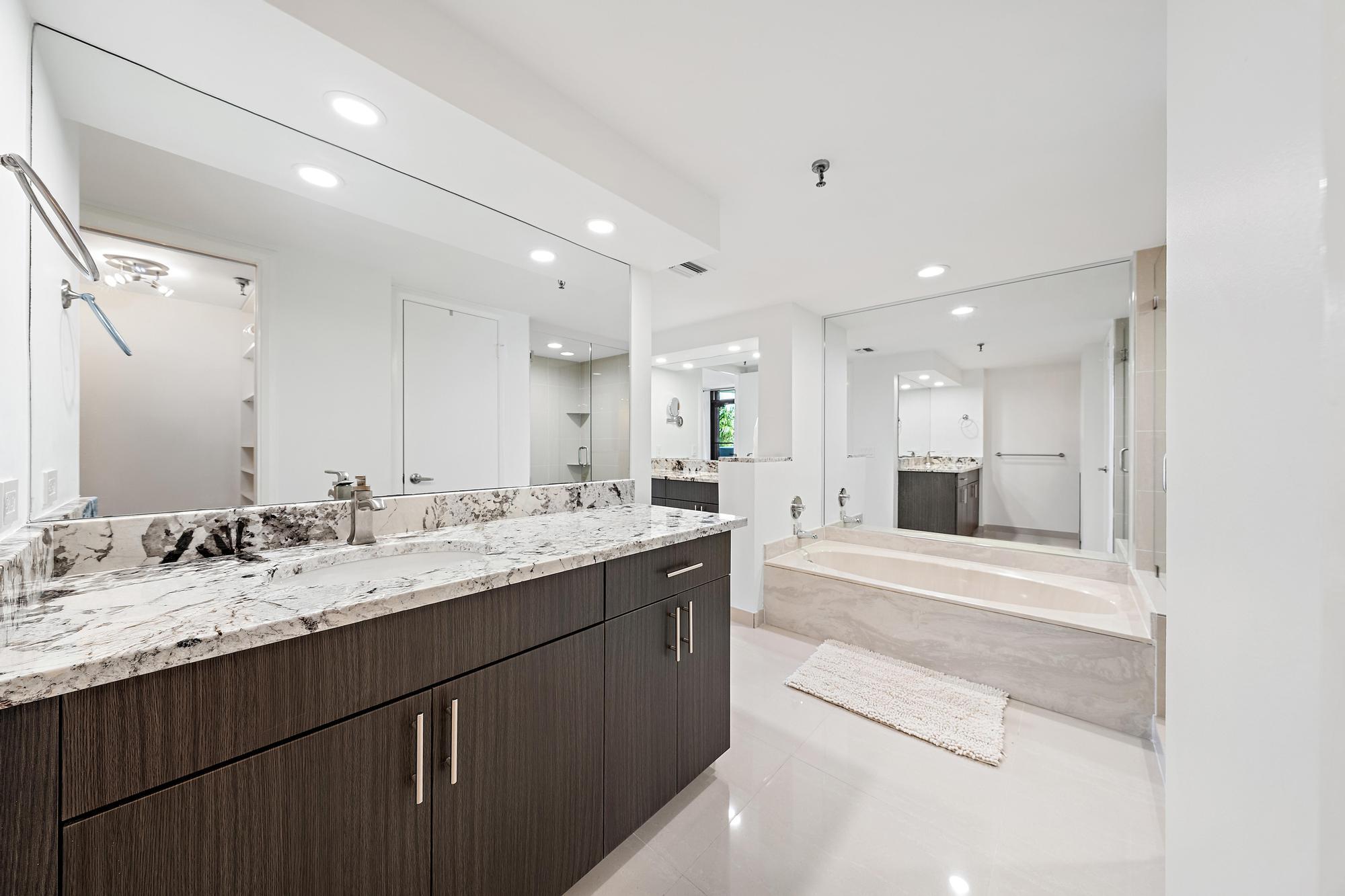 123 Lakeshore #445, North Palm Beach FL 33408