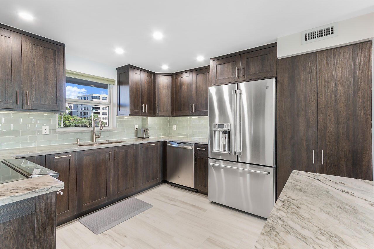1160 Hillsboro Mile #305, Hillsboro Beach FL 33062