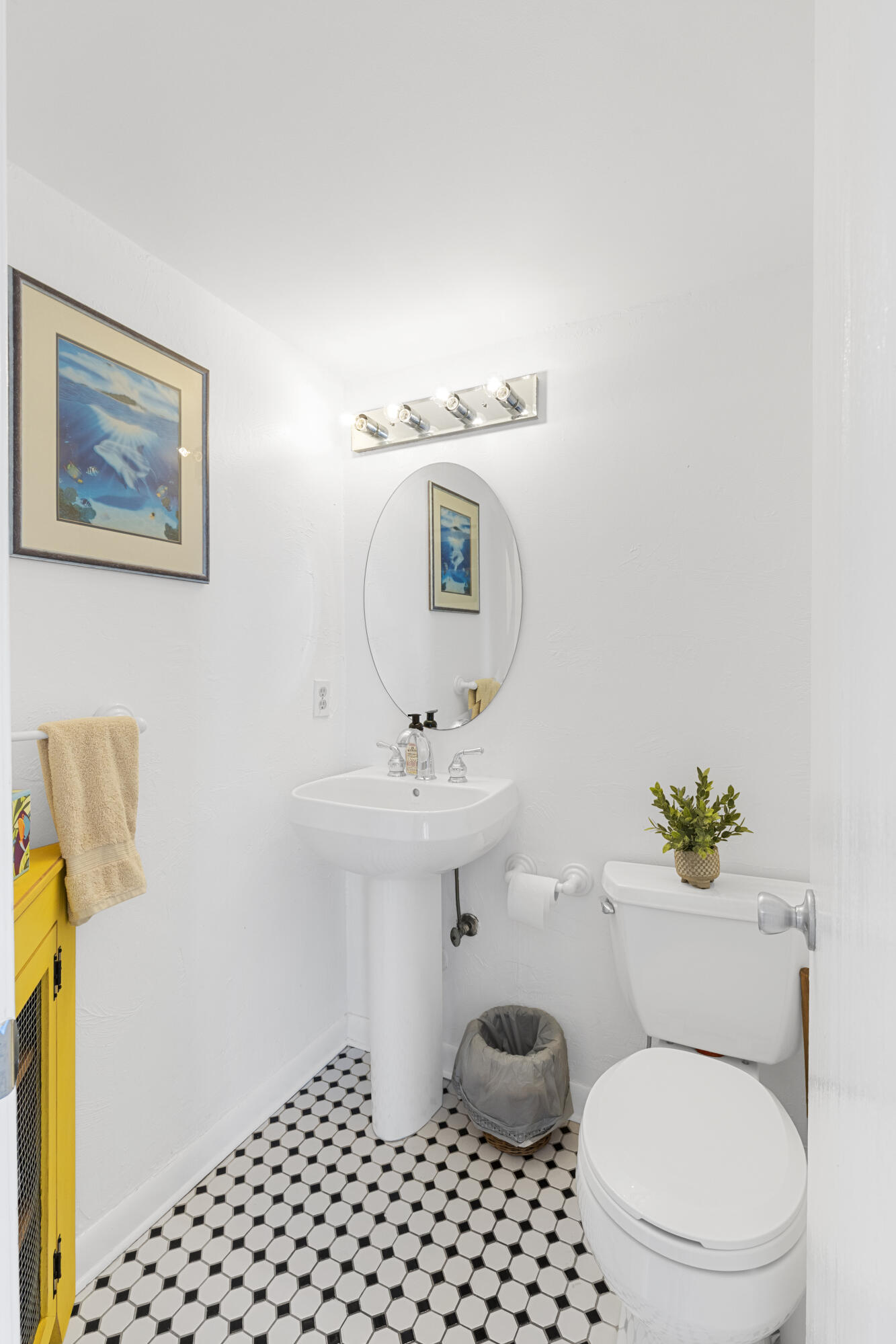 1212 SE 2nd #303, Fort Lauderdale FL 33301