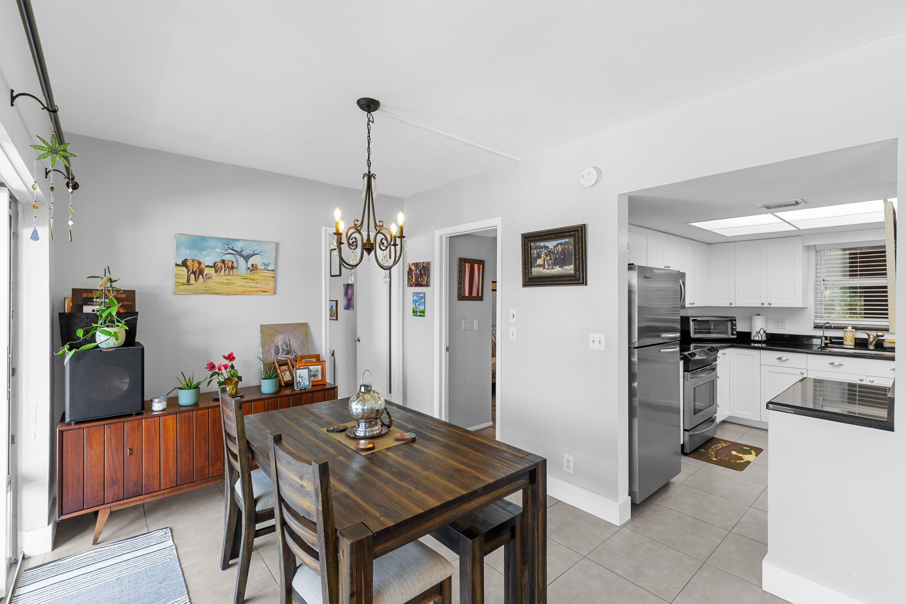 1212 SE 2nd #303, Fort Lauderdale FL 33301