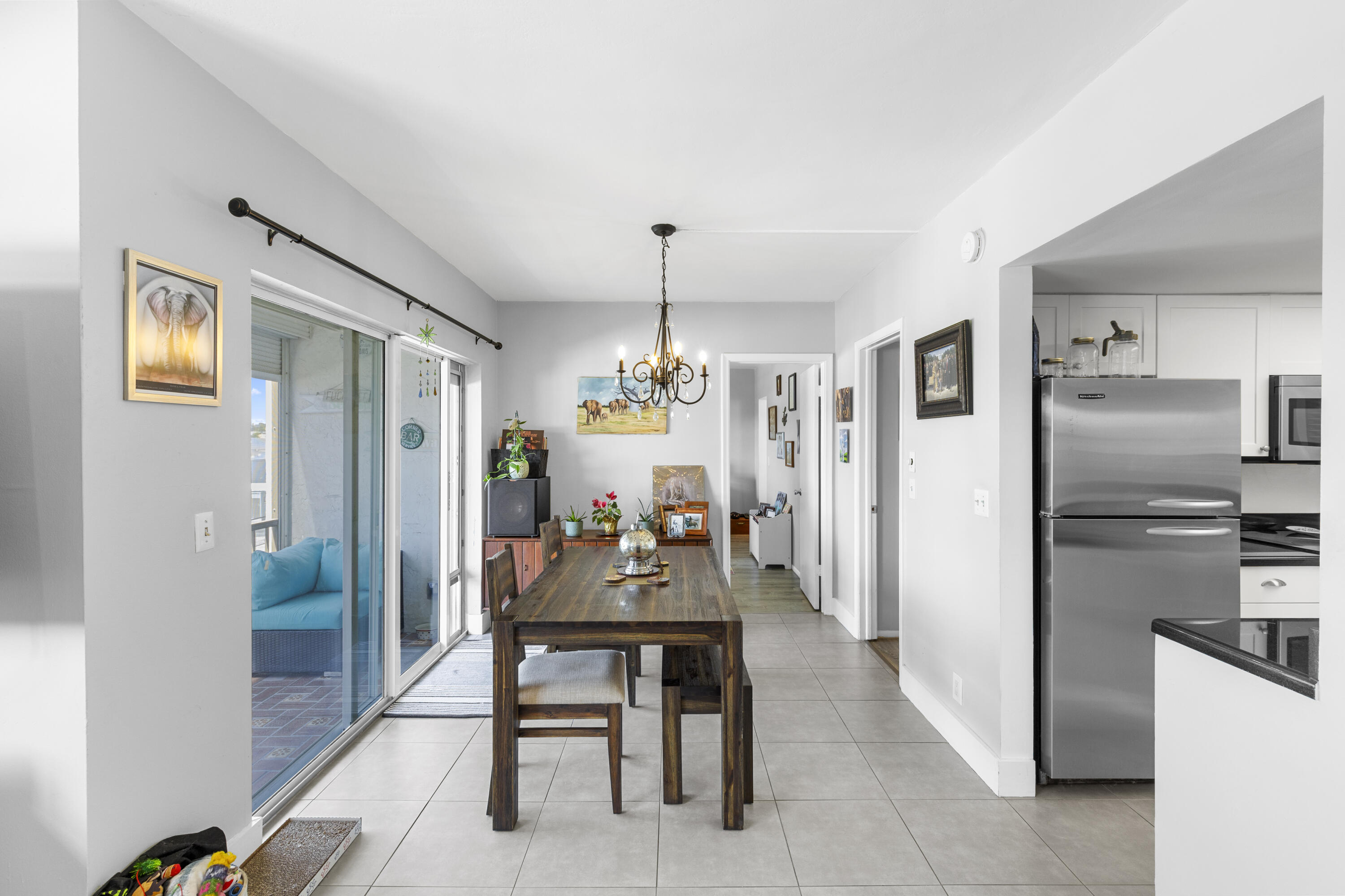 1212 SE 2nd #303, Fort Lauderdale FL 33301