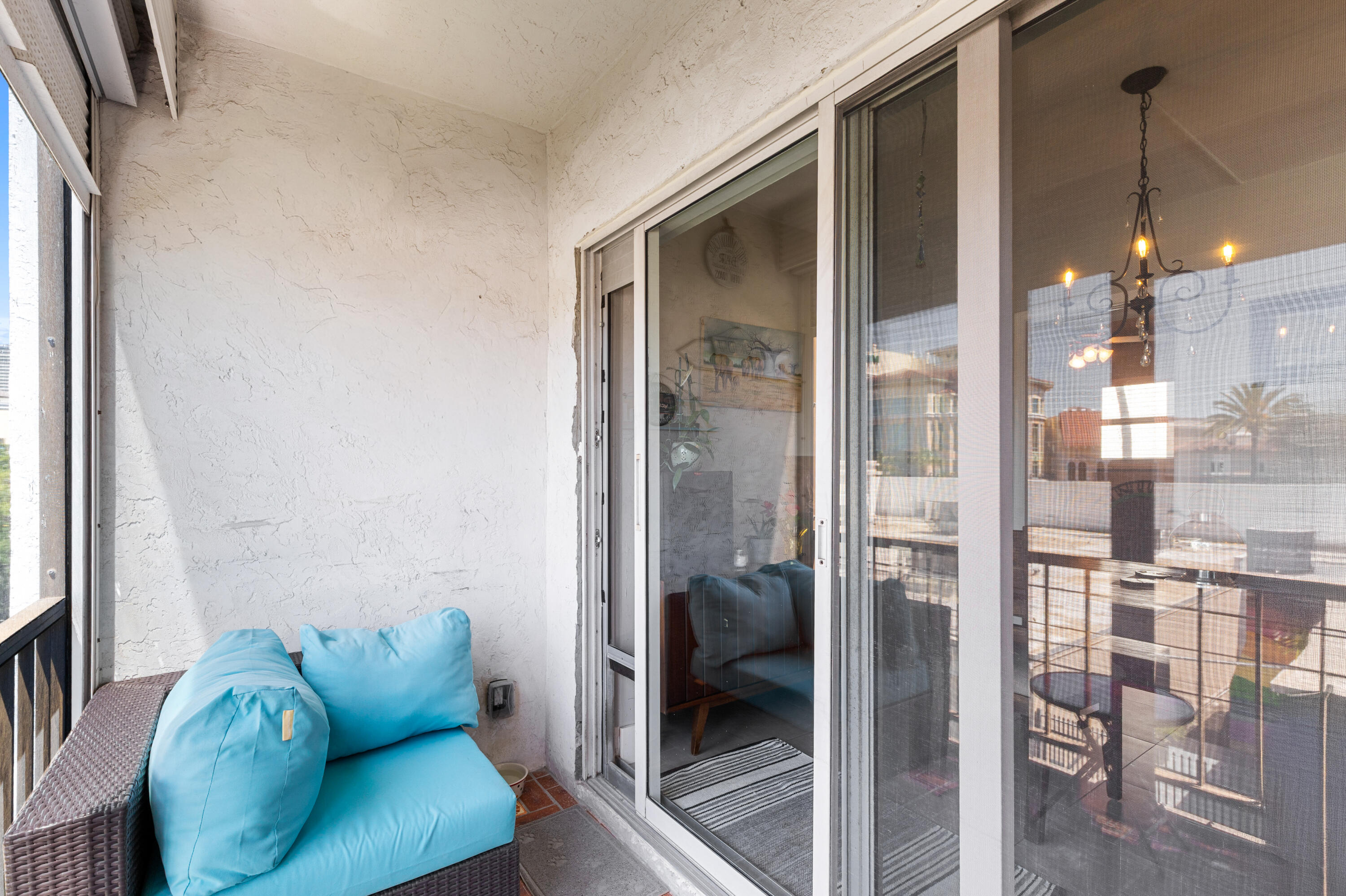1212 SE 2nd #303, Fort Lauderdale FL 33301