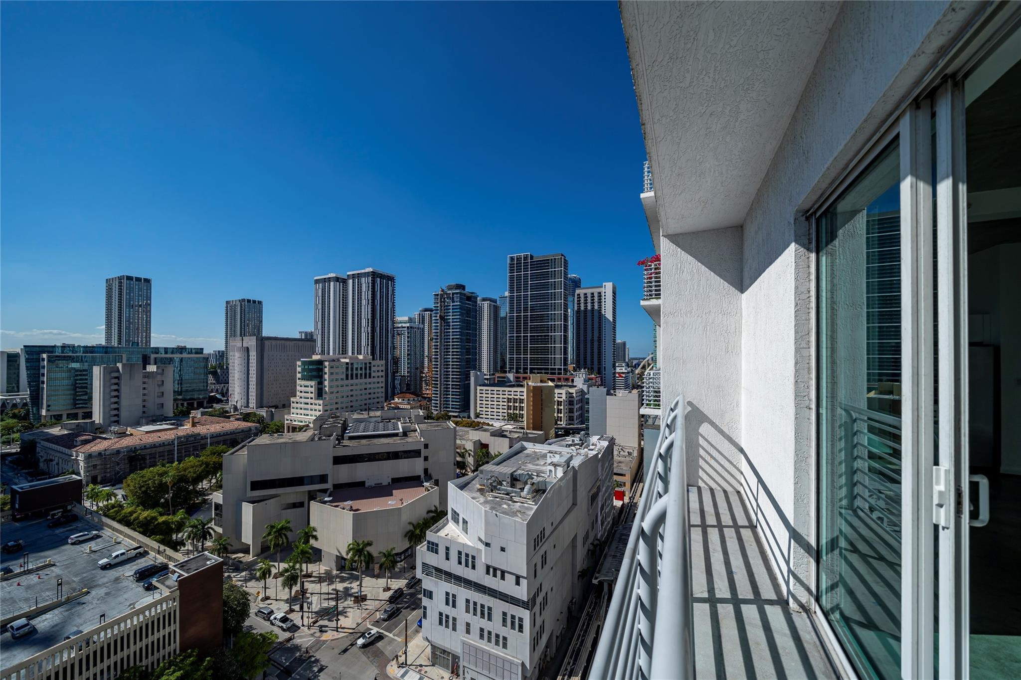 234 NE 3rd #2007, Miami FL 33132