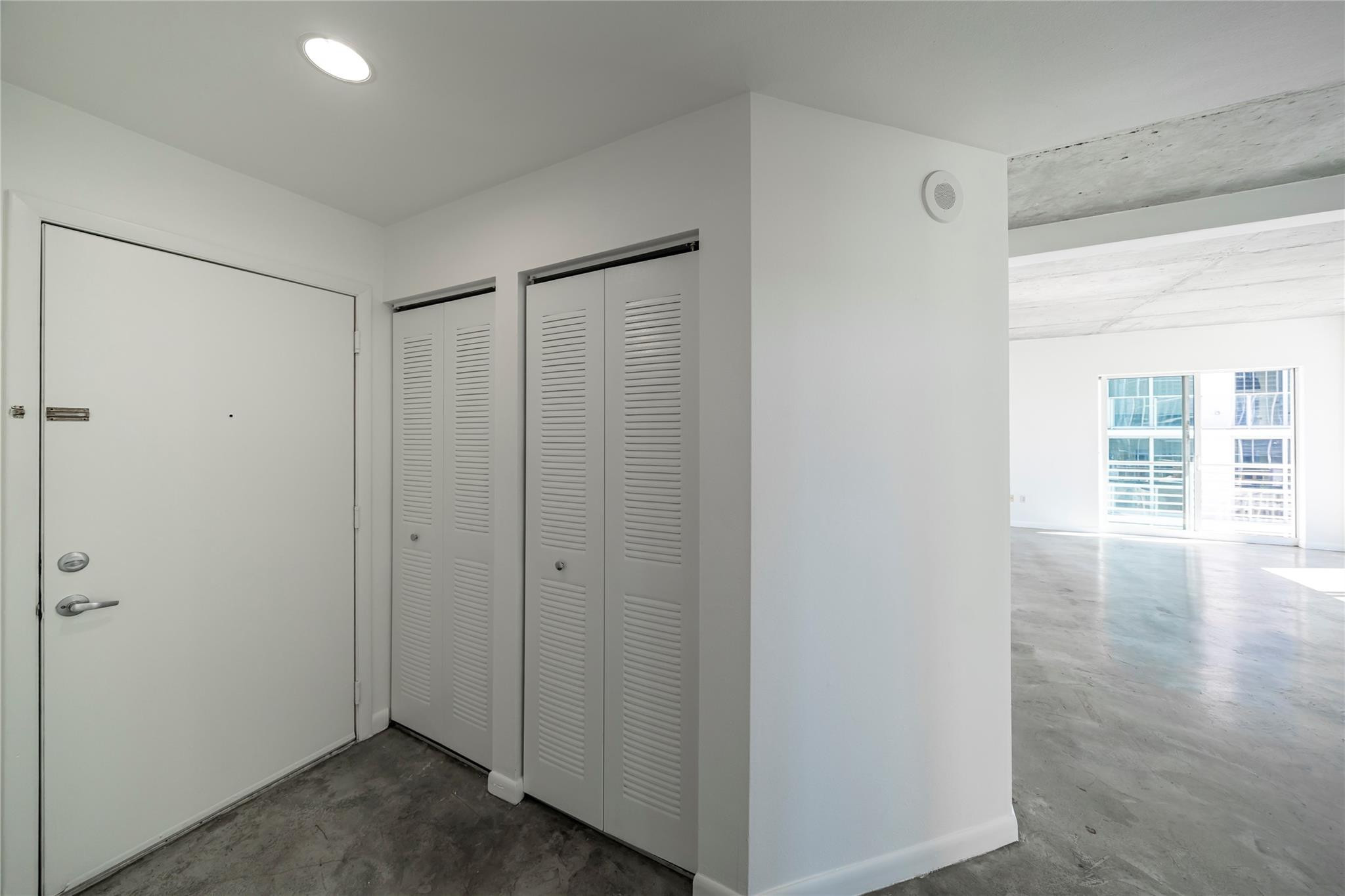 234 NE 3rd #2007, Miami FL 33132