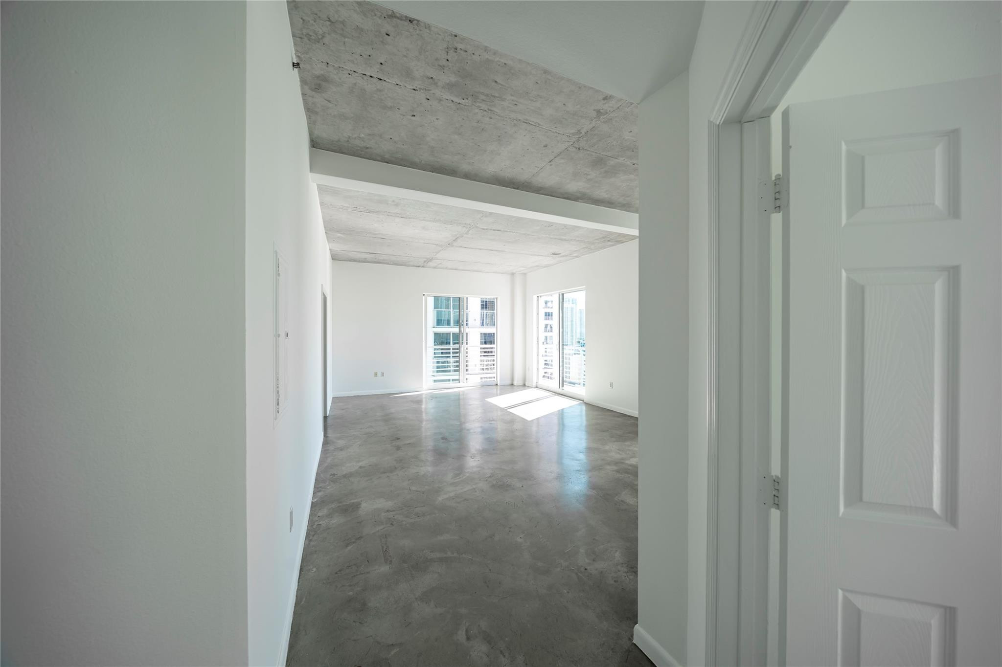 234 NE 3rd #2007, Miami FL 33132