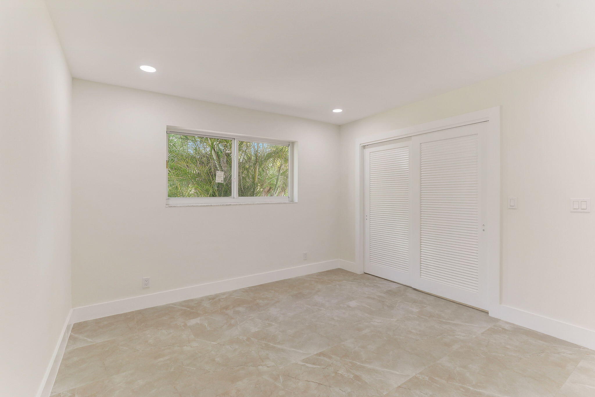 5591 NE 29th, Fort Lauderdale FL 33308