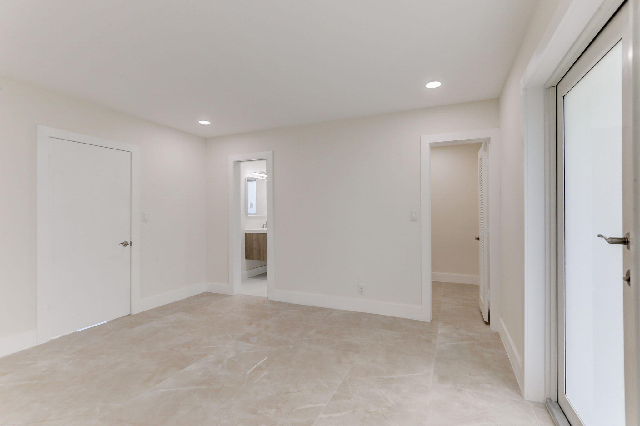 5591 NE 29th, Fort Lauderdale FL 33308