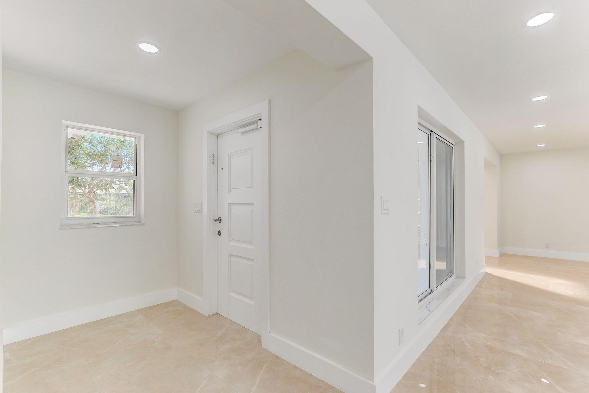 5591 NE 29th, Fort Lauderdale FL 33308