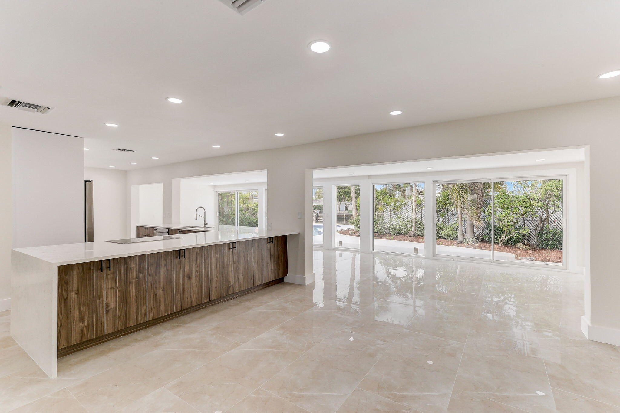 5591 NE 29th, Fort Lauderdale FL 33308