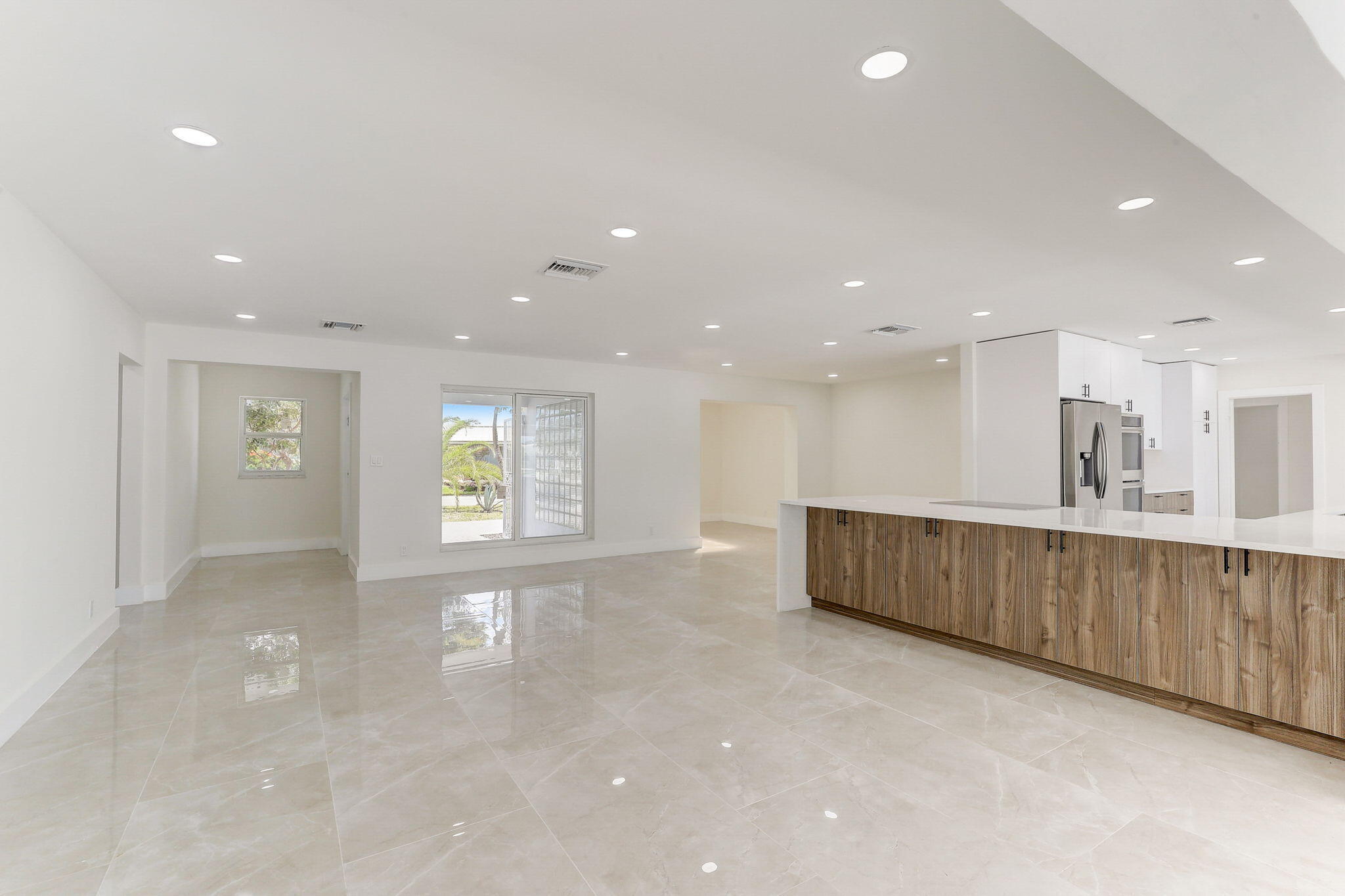 5591 NE 29th, Fort Lauderdale FL 33308