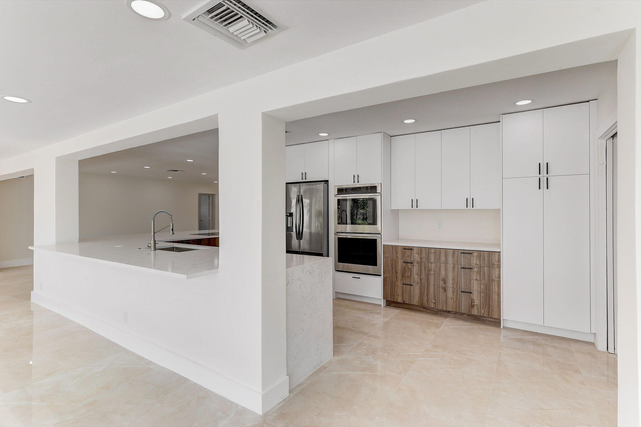 5591 NE 29th, Fort Lauderdale FL 33308