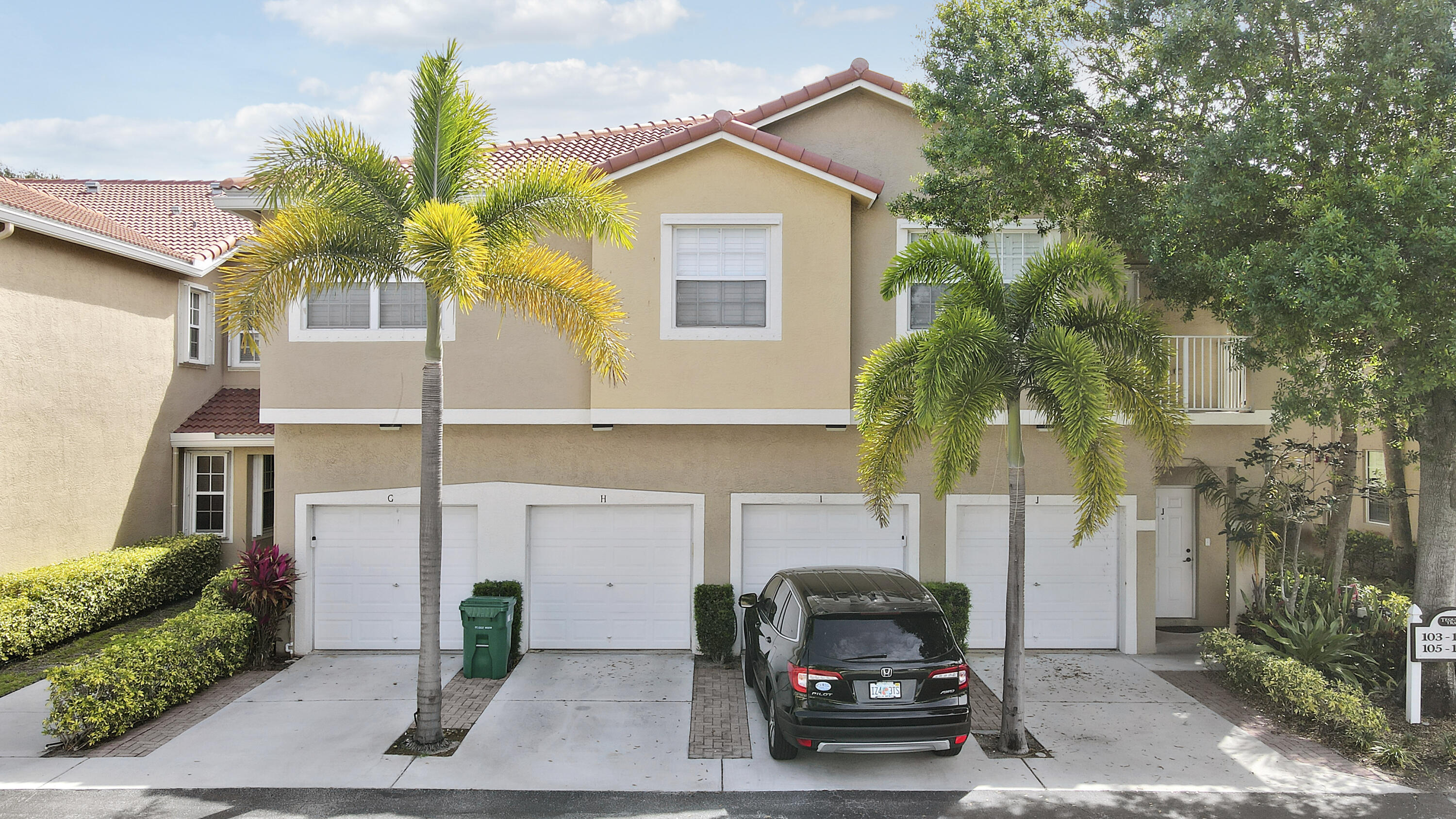 104 Lighthouse #H, Tequesta FL 33469