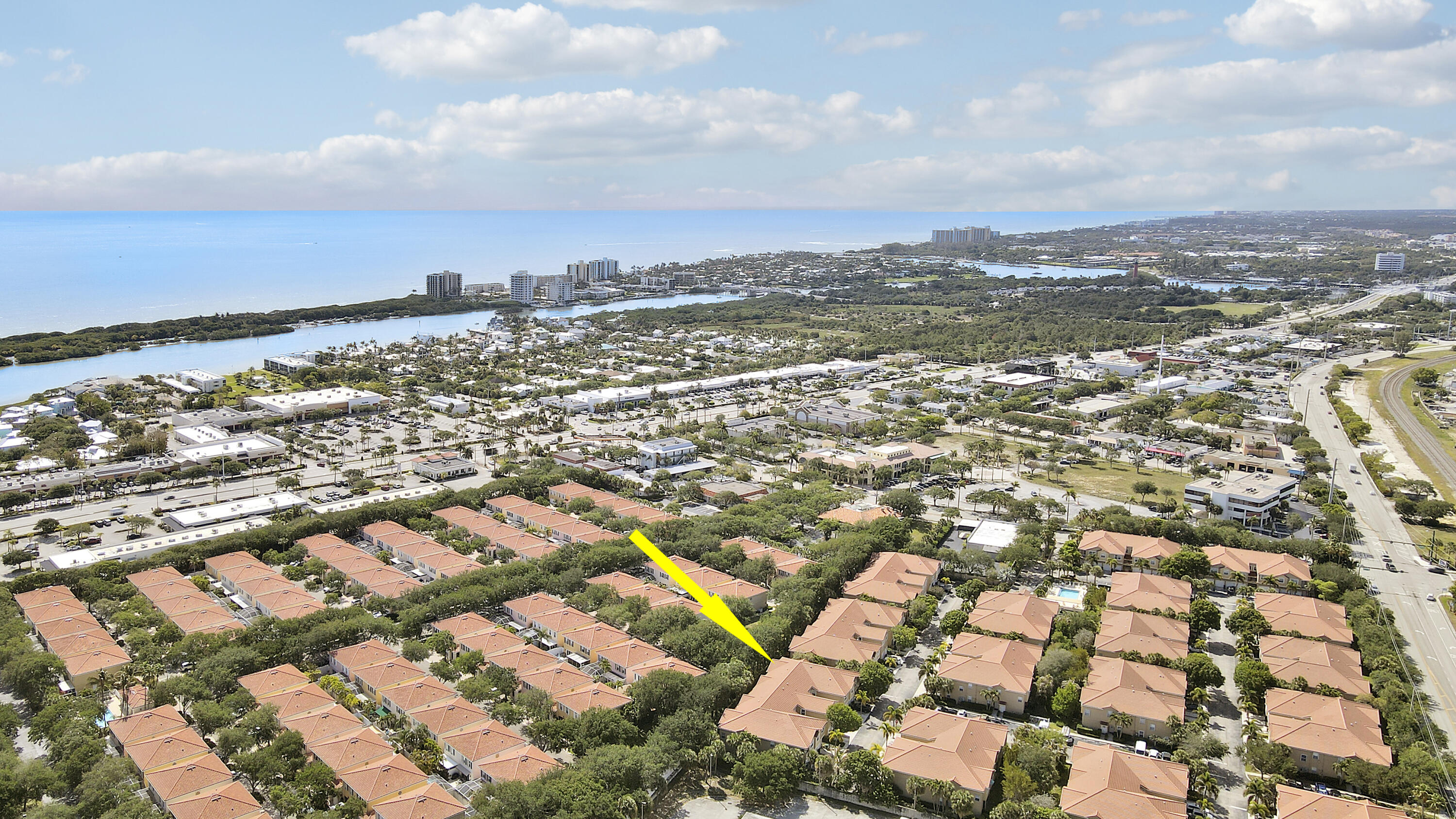 104 Lighthouse #H, Tequesta FL 33469