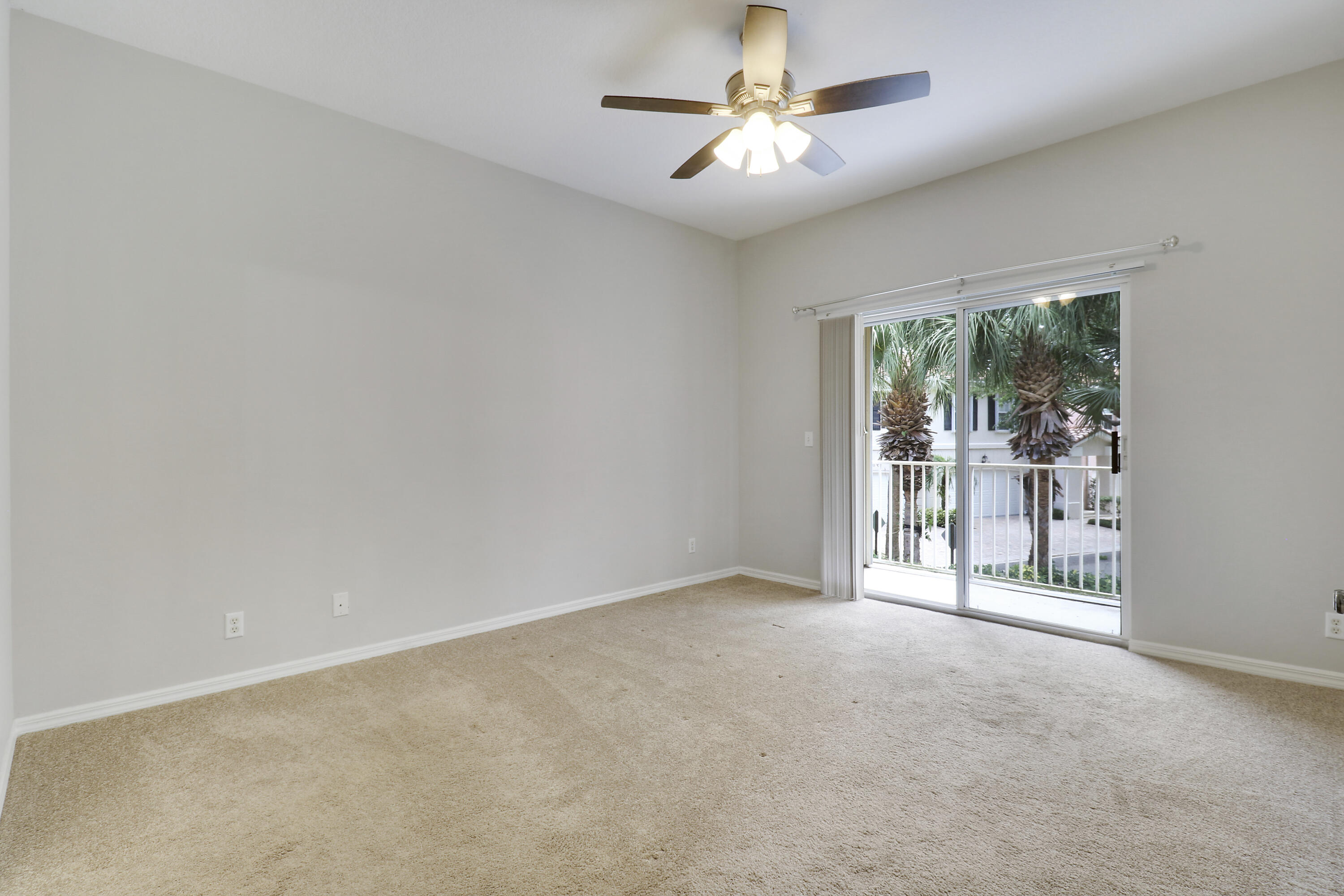 104 Lighthouse #H, Tequesta FL 33469