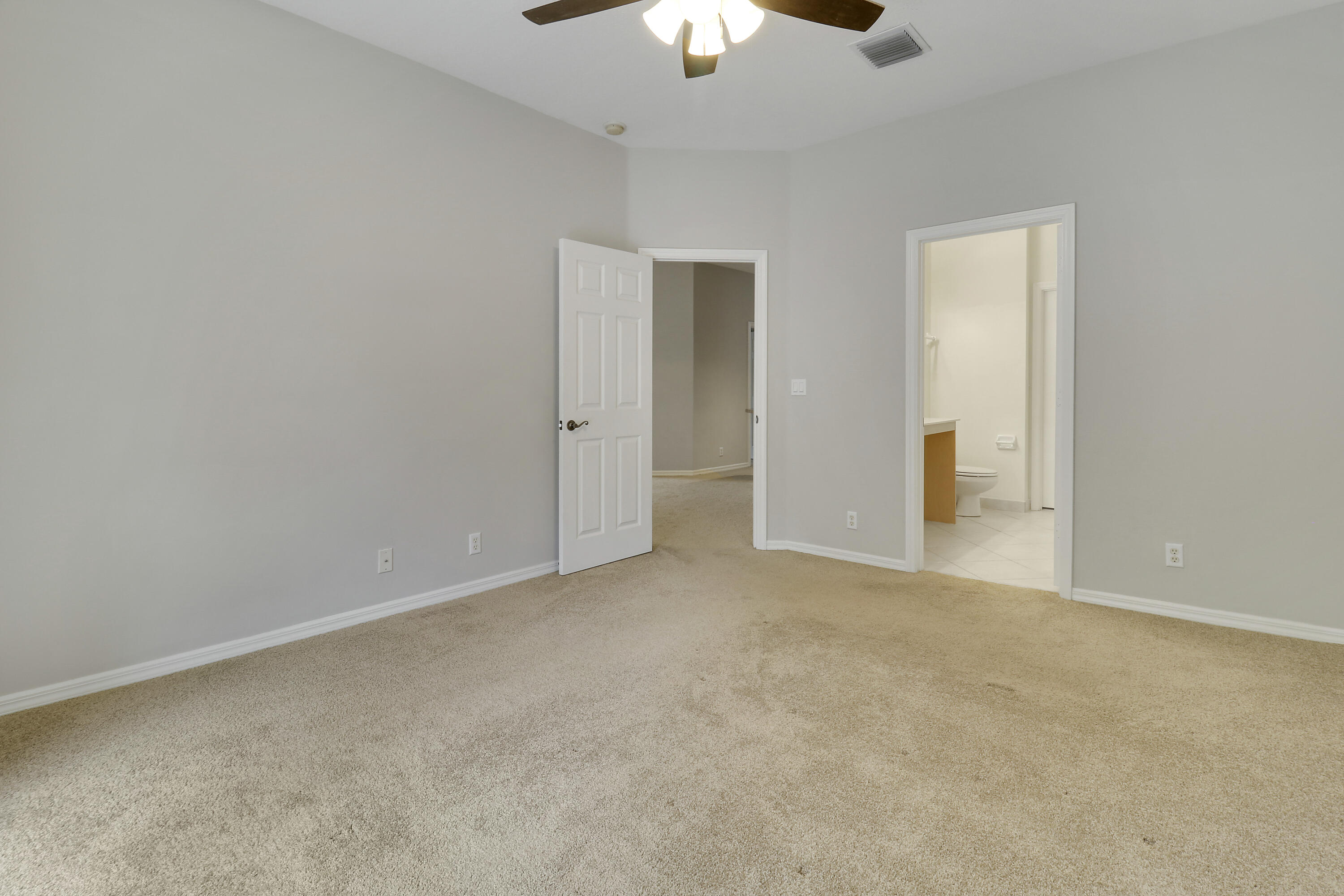 104 Lighthouse #H, Tequesta FL 33469