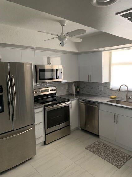 3100 NE 49th #702, Fort Lauderdale FL 33308