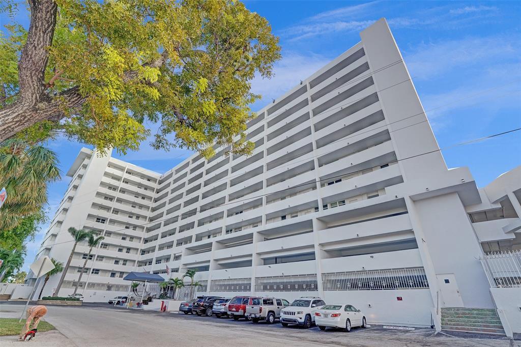 3100 NE 49th #702, Fort Lauderdale FL 33308
