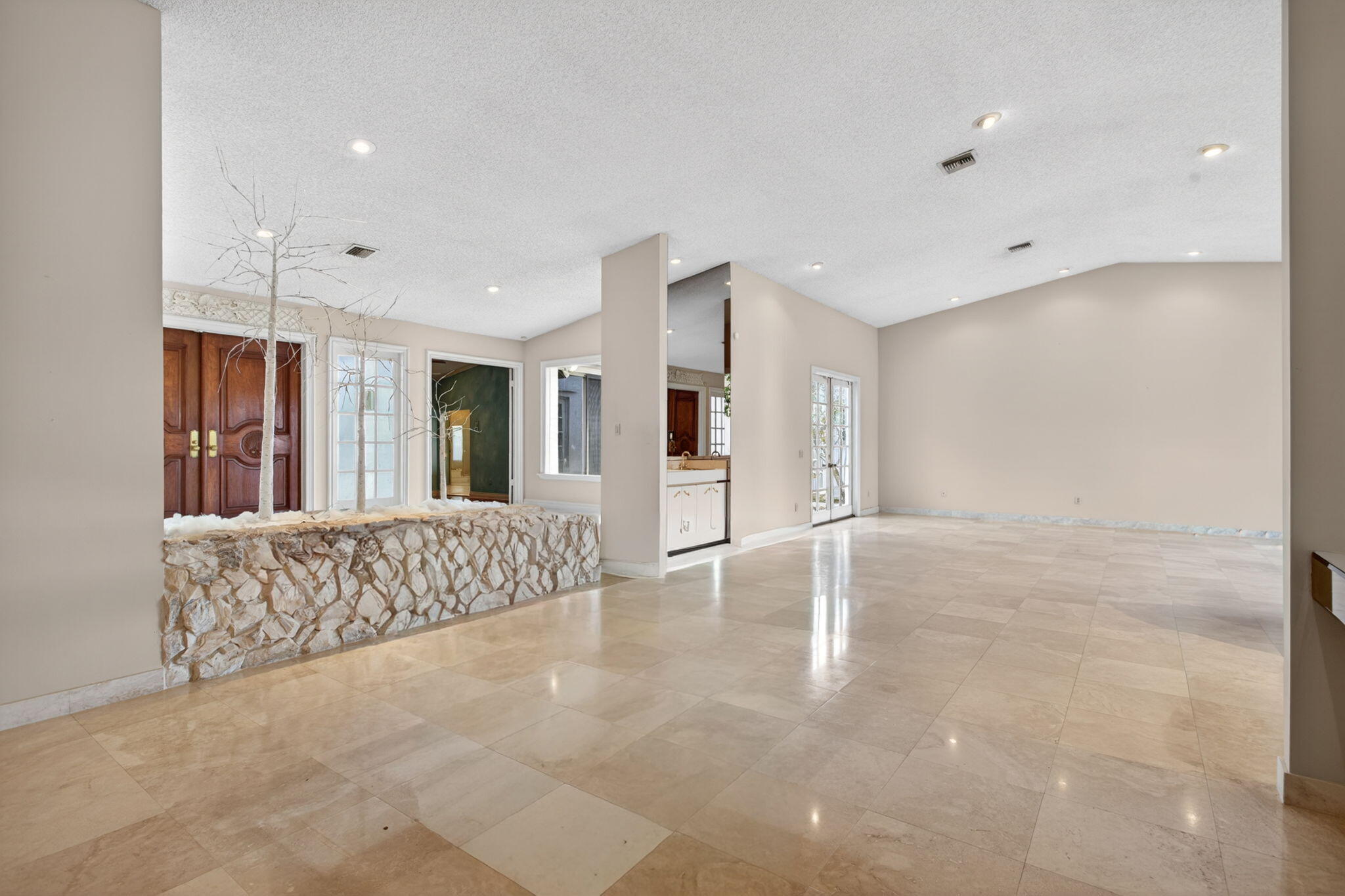 8725 Banyan, Tamarac FL 33321