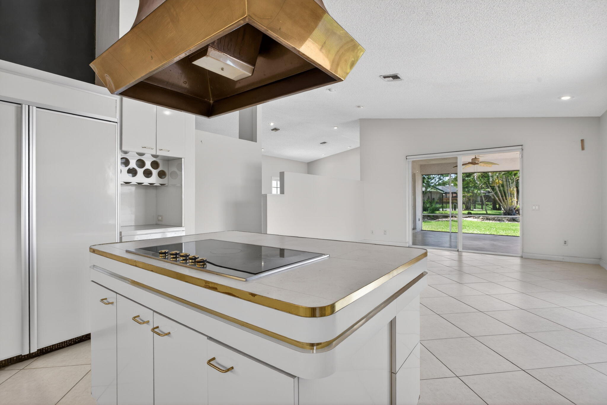 8725 Banyan, Tamarac FL 33321